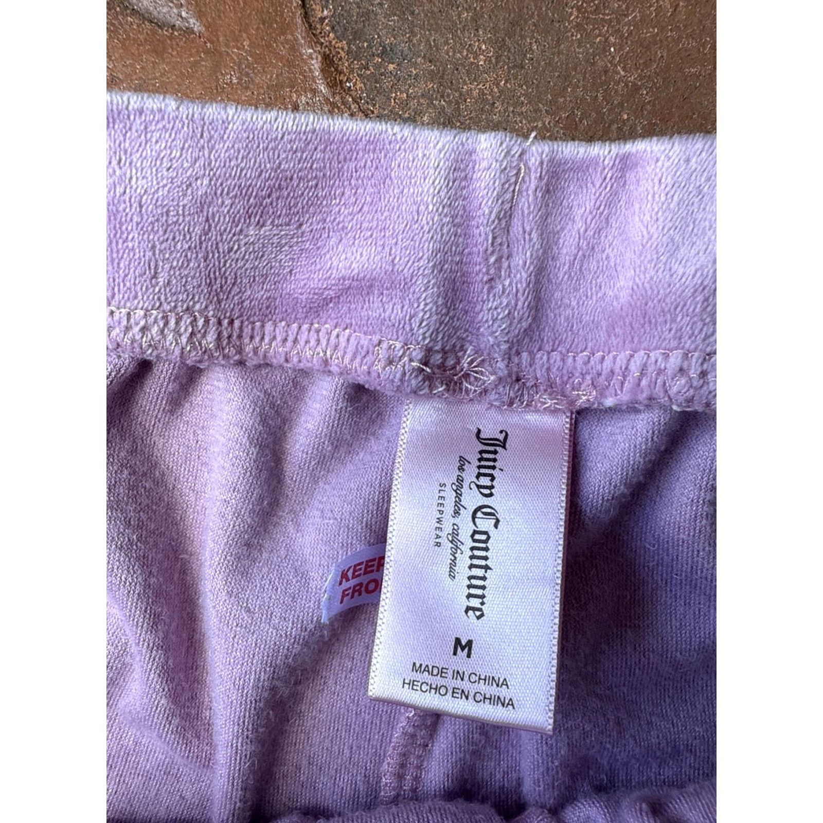 Juicy Couture VINTAGE Juicy Couture Pink Velour Sweatpants Joggers Women Medium Rhinestones Logo Pants Size 32" / US 10 / IT 46 - 4 Thumbnail