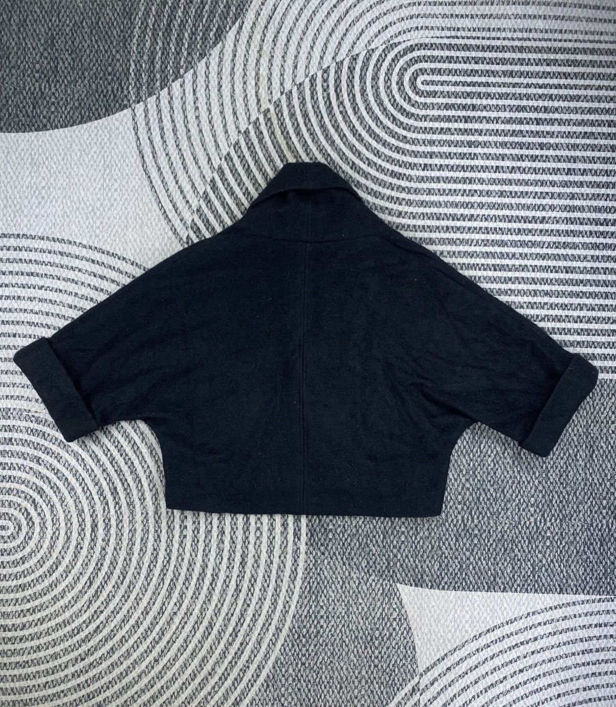 DAKS DAKS London Wool Blend Dolman Sleeve Cropped Jacket Size L / US 10 / IT 46 - 2 Thumbnail