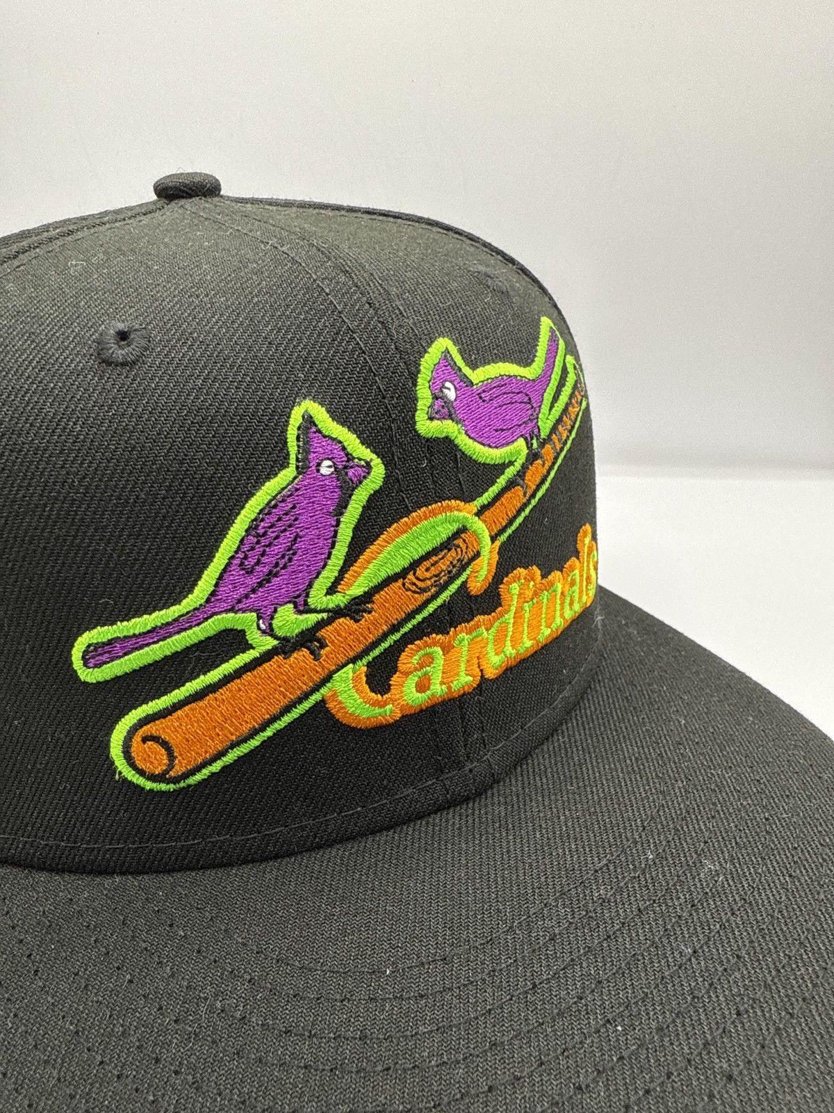 New Era Capsule hats “Halloween ” f&f cardinals size 7 1/8 Size ONE SIZE - 4 Thumbnail