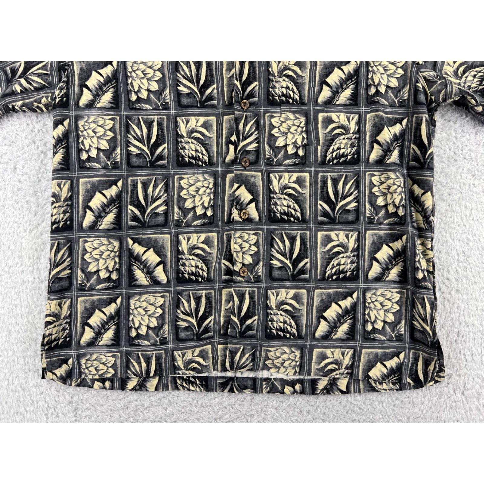 Tommy Bahama Tommy Bahama Shirt Mens Large Gray Yellow Tile Pattern Hawaiian Button Up Camp Size US L / EU 52-54 / 3 - 5 Thumbnail