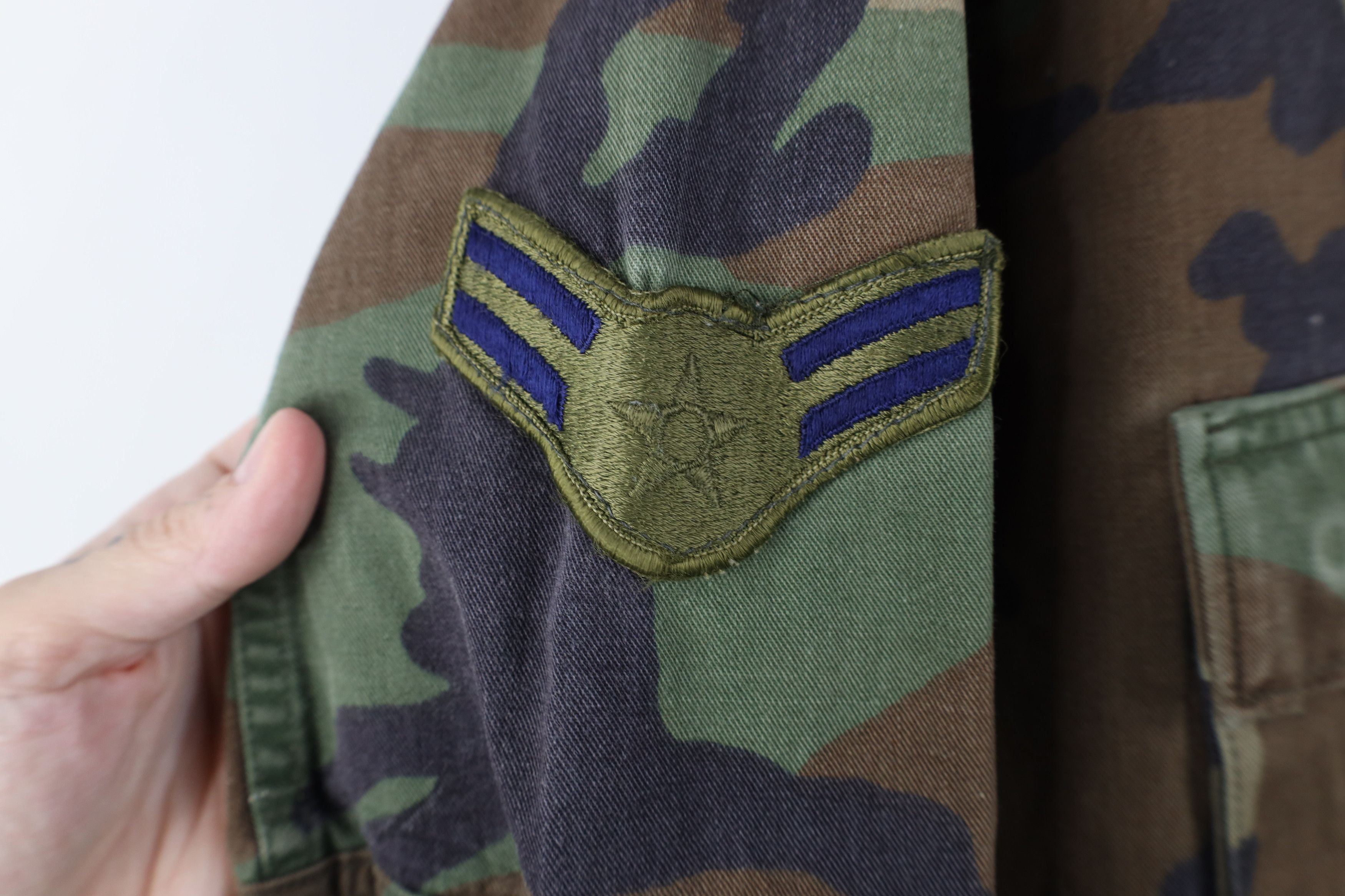 Vintage Vintage 90s Issued Woodland Camouflage Combat Jacket USA Size US M / EU 48-50 / 2 - 7 Thumbnail
