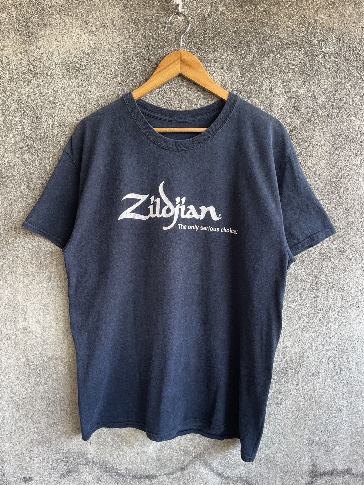 Band Tees Vintage 00’s Zildjian Classic Turkish Cymbals Sun Faded Tee Size US L / EU 52-54 / 3 - 2 Thumbnail