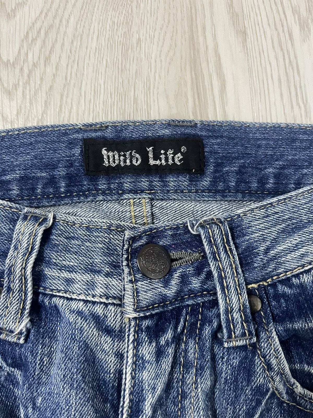 Japanese Brand Vintage Y2k Style Wild Life Flared Wings Jeans Size US 29 - 8 Thumbnail