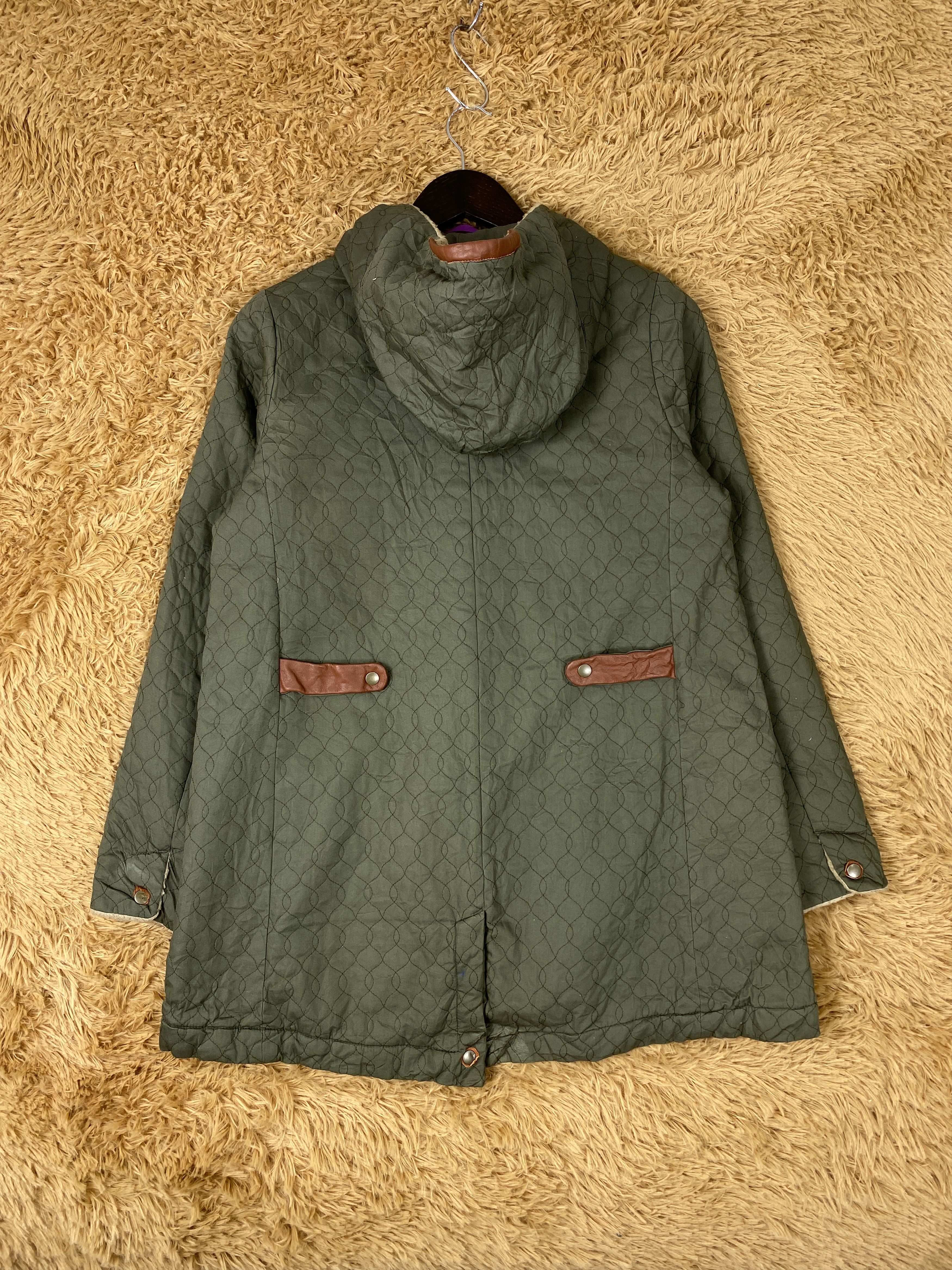 Japanese Brand Vintage Pallas Palace Quilted Jacket sherpa lining J2021 Size US S / EU 44-46 / 1 - 5 Thumbnail