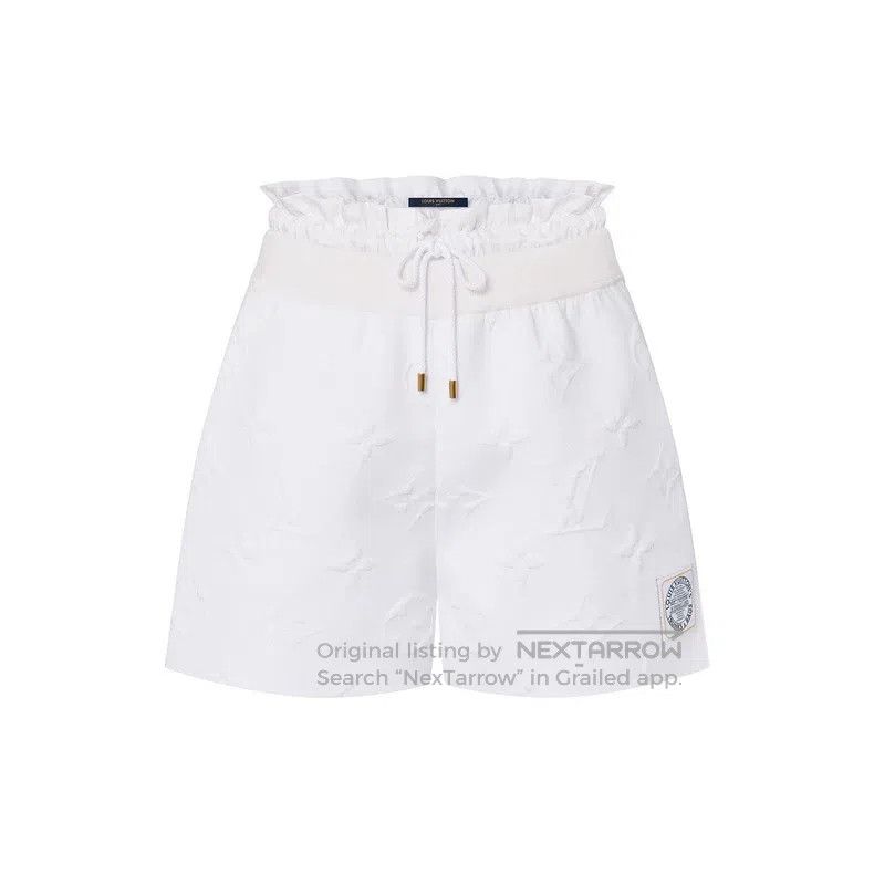 Other Louis Vuitton size m Embossed printed shorts Size US 28 / EU 44 - 1 Thumbnail