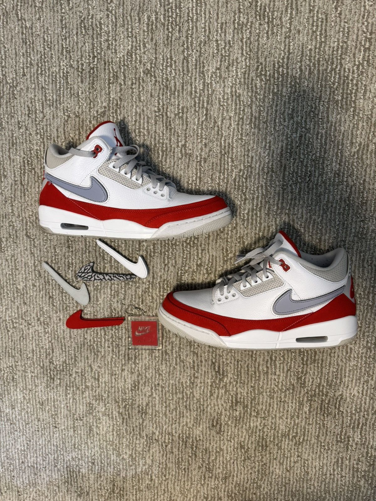 Jordan Brand Jordan 3 Tinker white university red Size US 11 / EU 44 - 1 Thumbnail