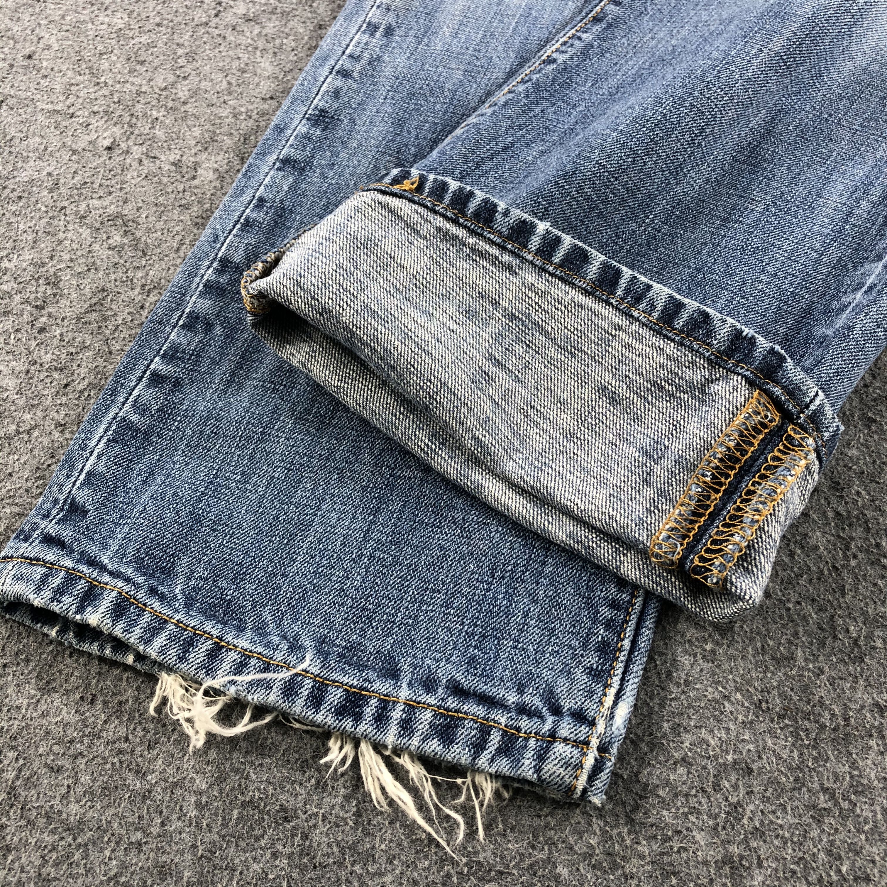 Levi's Vintage Blue Wash Levis 501 Jeans-J1497 Size US 33 - 7 Thumbnail
