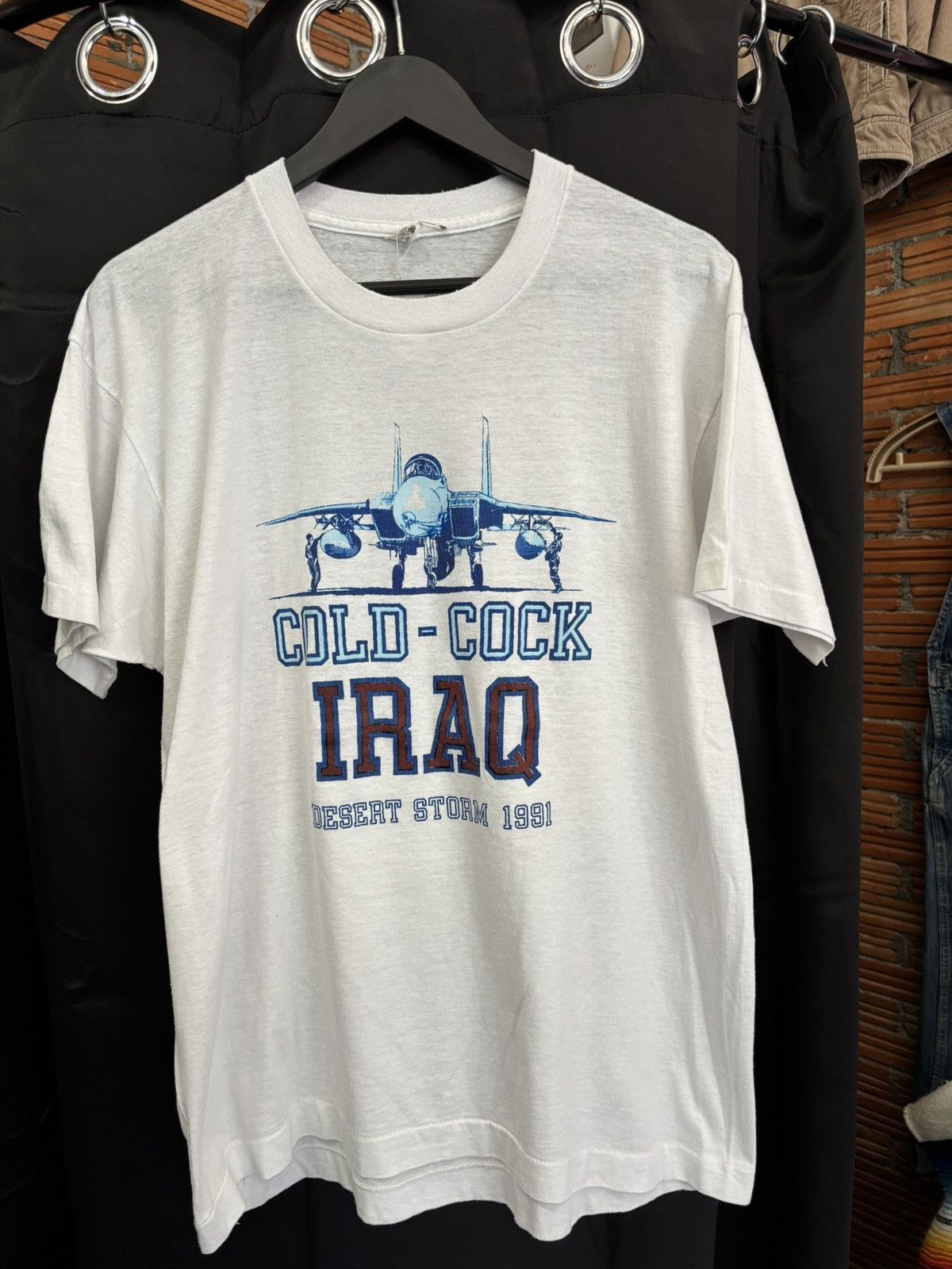 Vintage Vintage 1991 Cold-Cock Iraq Desert Storm Tee Size US L / EU 52-54 / 3 - 1 Thumbnail