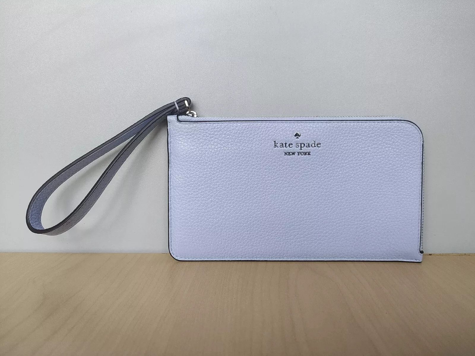 Kate Spade Kate Spade New York L-Zip Leather Wristlet T-0011 Size ONE SIZE - 1 Thumbnail