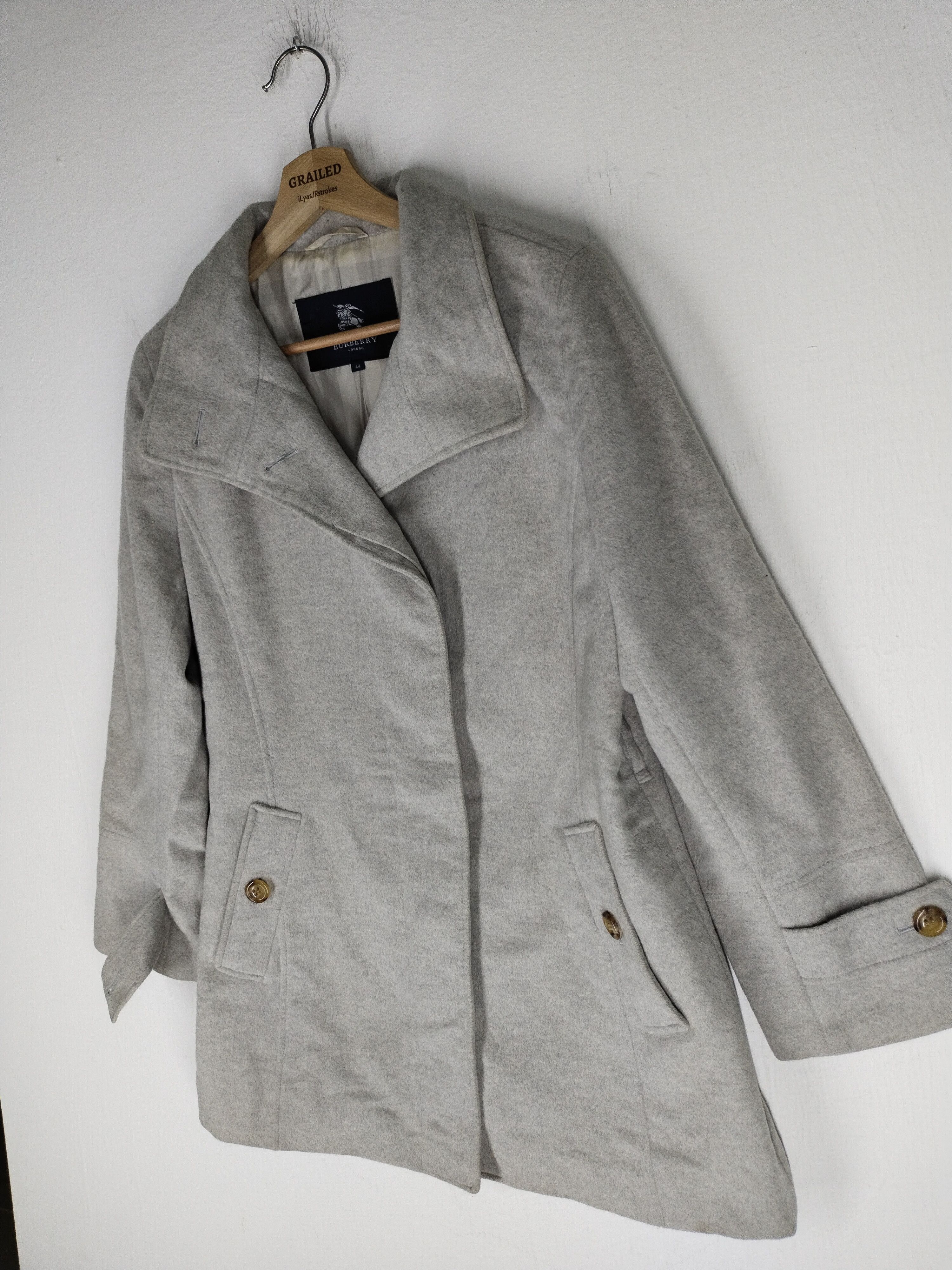 Burberry Vtg Burberry Trench Coat Jacket Size US M / EU 48-50 / 2 - 2 Thumbnail