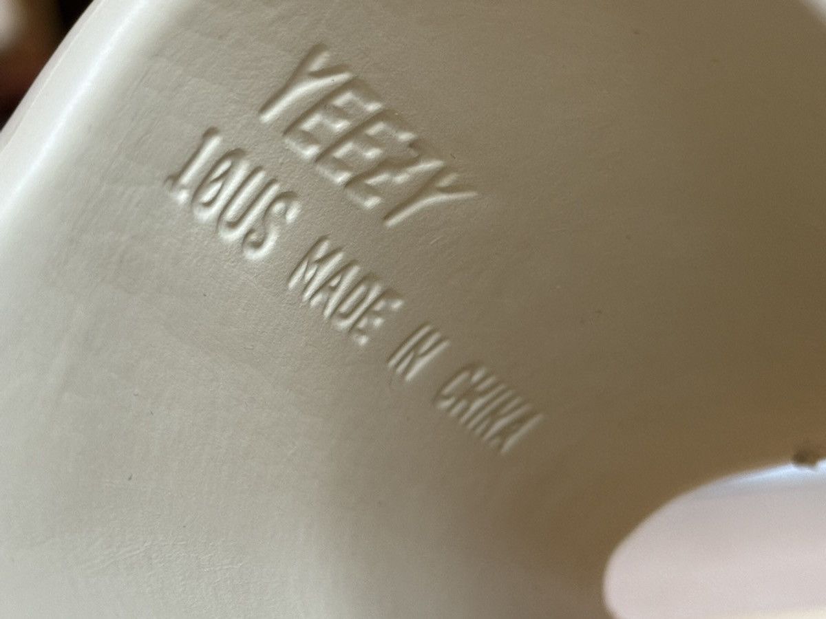 Yeezy Yeezy Slide “Bone” OG First Release Size US 10 / EU 43 - 12 Thumbnail