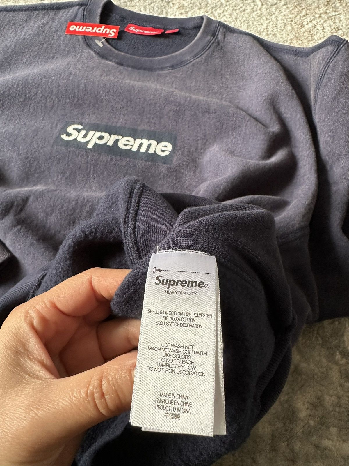 Supreme SUPREME WASHED BOX LOGO CREWNECK SS25 Size US L / EU 52-54 / 3 - 8 Thumbnail
