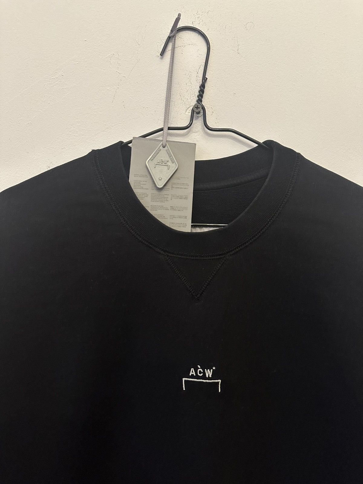 A-COLD-WALL* A-COLD-WALL* Essential Crewneck ACWMW080 BLACK Size US S / EU 44-46 / 1 - 10 Thumbnail