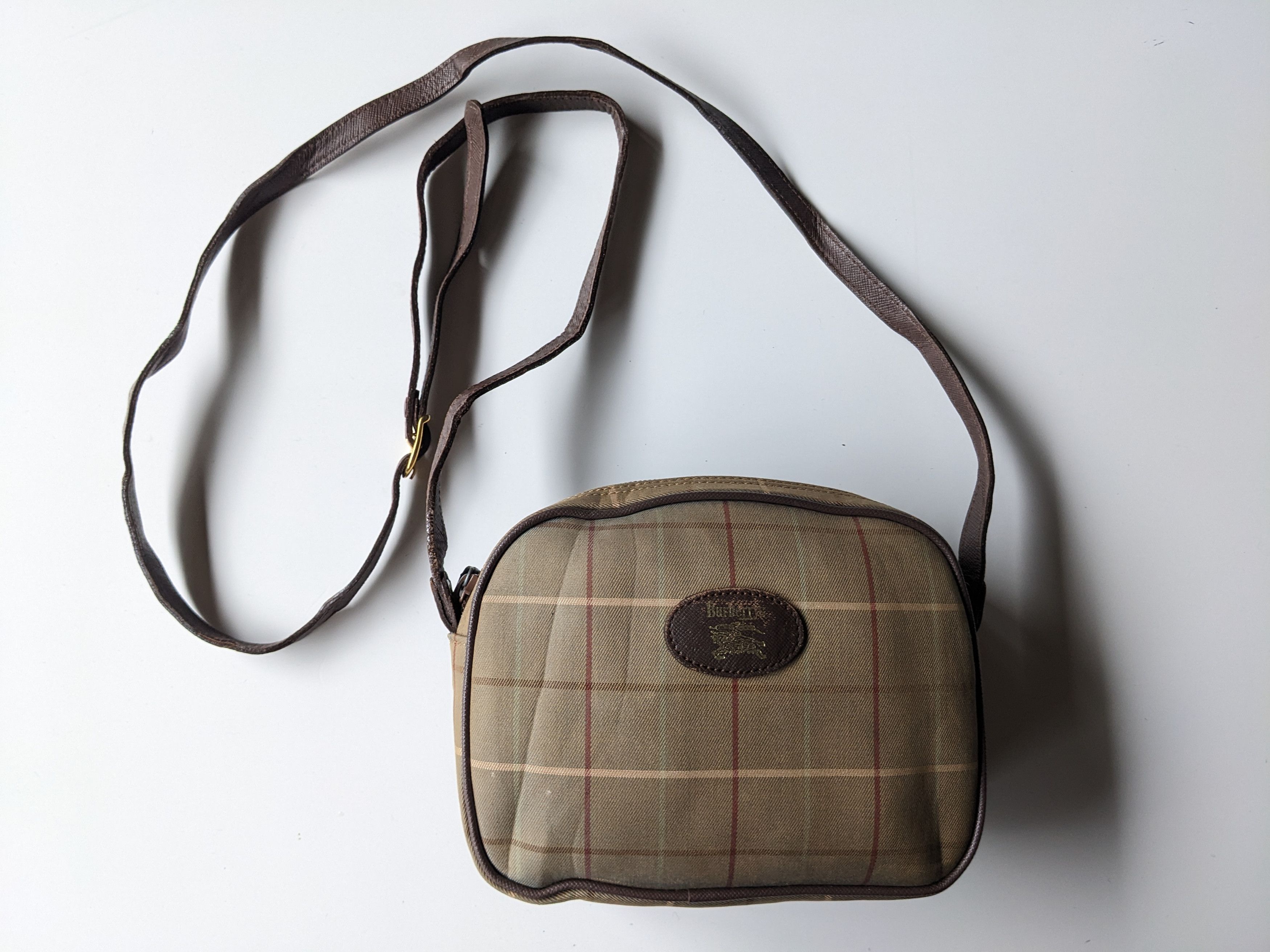 Burberry × Vintage Vintage Burberrys checked sling bag Size ONE SIZE - 1 Thumbnail