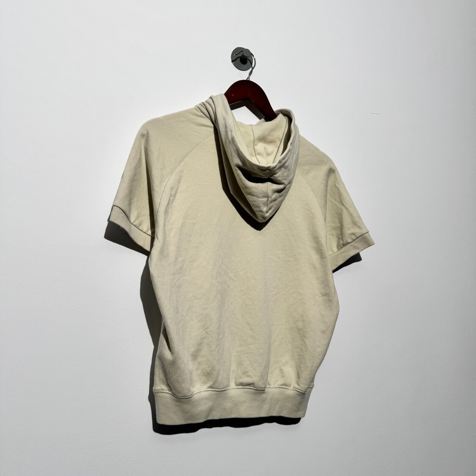 Nike Vintage Nike Unisex Beige Cotton Hoodie Size L Short Sleeve Size US L / EU 52-54 / 3 - 9 Thumbnail