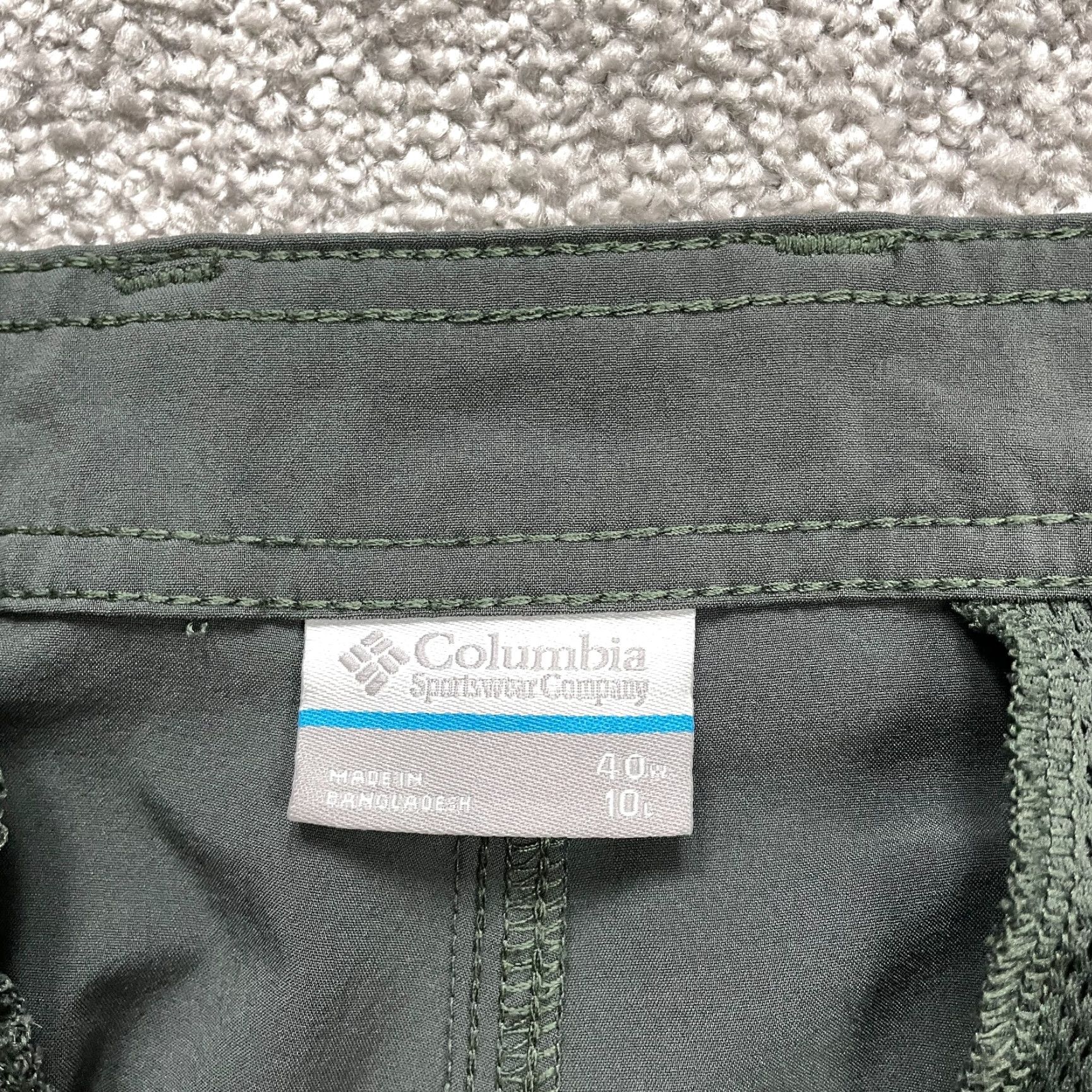 Vintage Columbia PFG Chino Cargo Shorts Mens 42x10 Gray Stretch Active Outdoor Fishing Size US 40 / EU 56 - 5 Thumbnail