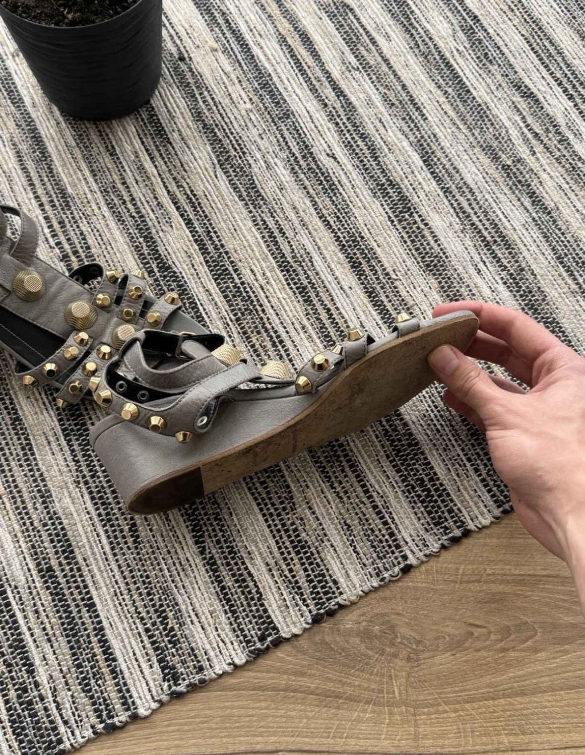 Balenciaga Balenciaga Gris Pyrite Studded Sandals Lambskin Womans 39 Size US 9 / IT 39 - 11 Thumbnail