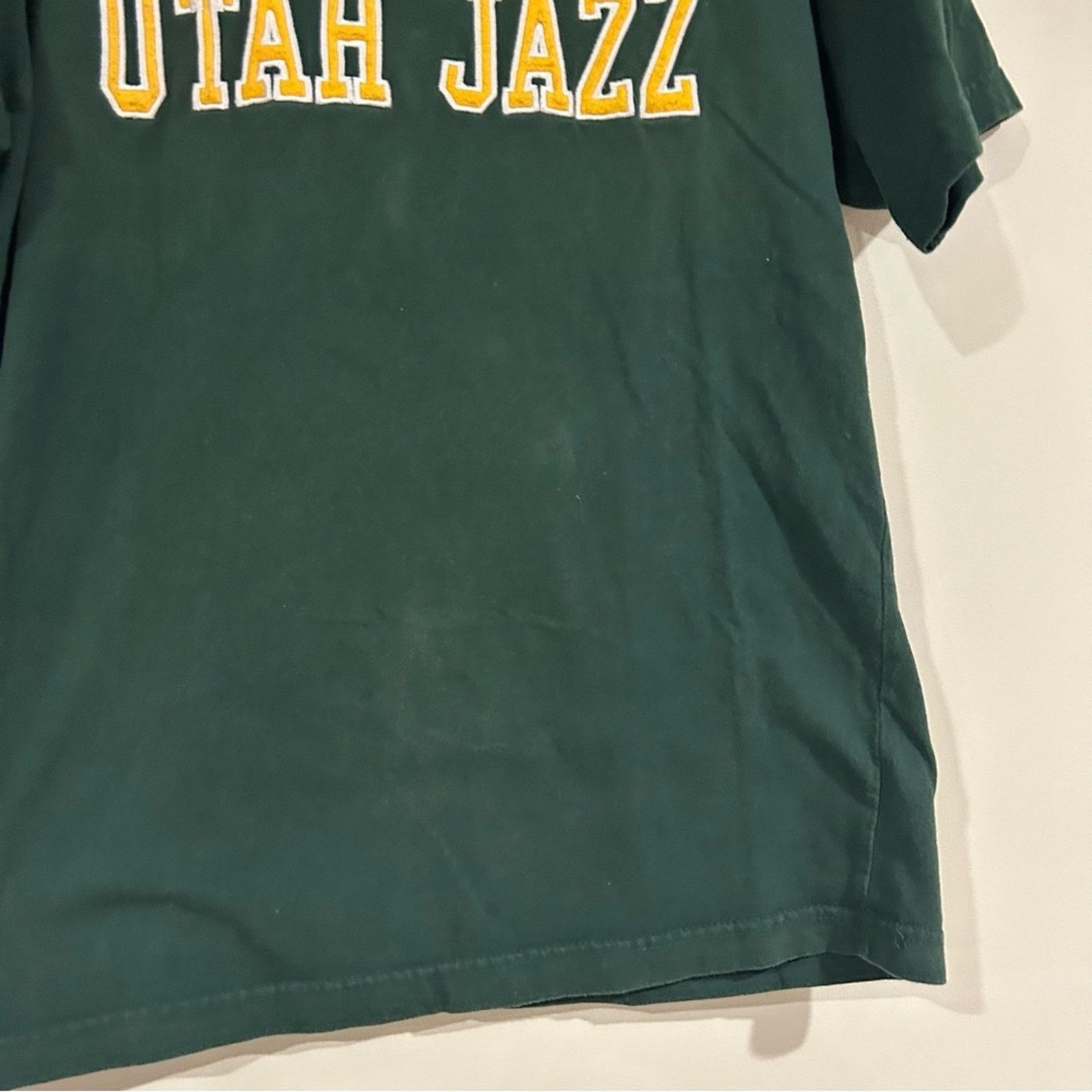 Other Vintage Utah Jazz Basketball Embroidered Shirt Size US L / EU 52-54 / 3 - 4 Thumbnail
