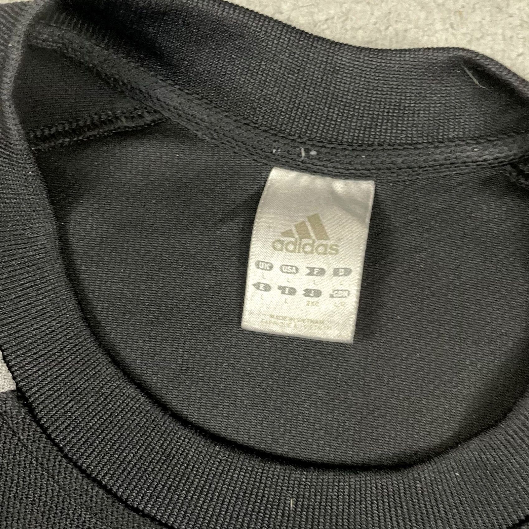 Adidas VINTAGE adidas T Shirt Adult Large Black Three Stripes Logo Distressed Workout L Size US L / EU 52-54 / 3 - 4 Thumbnail