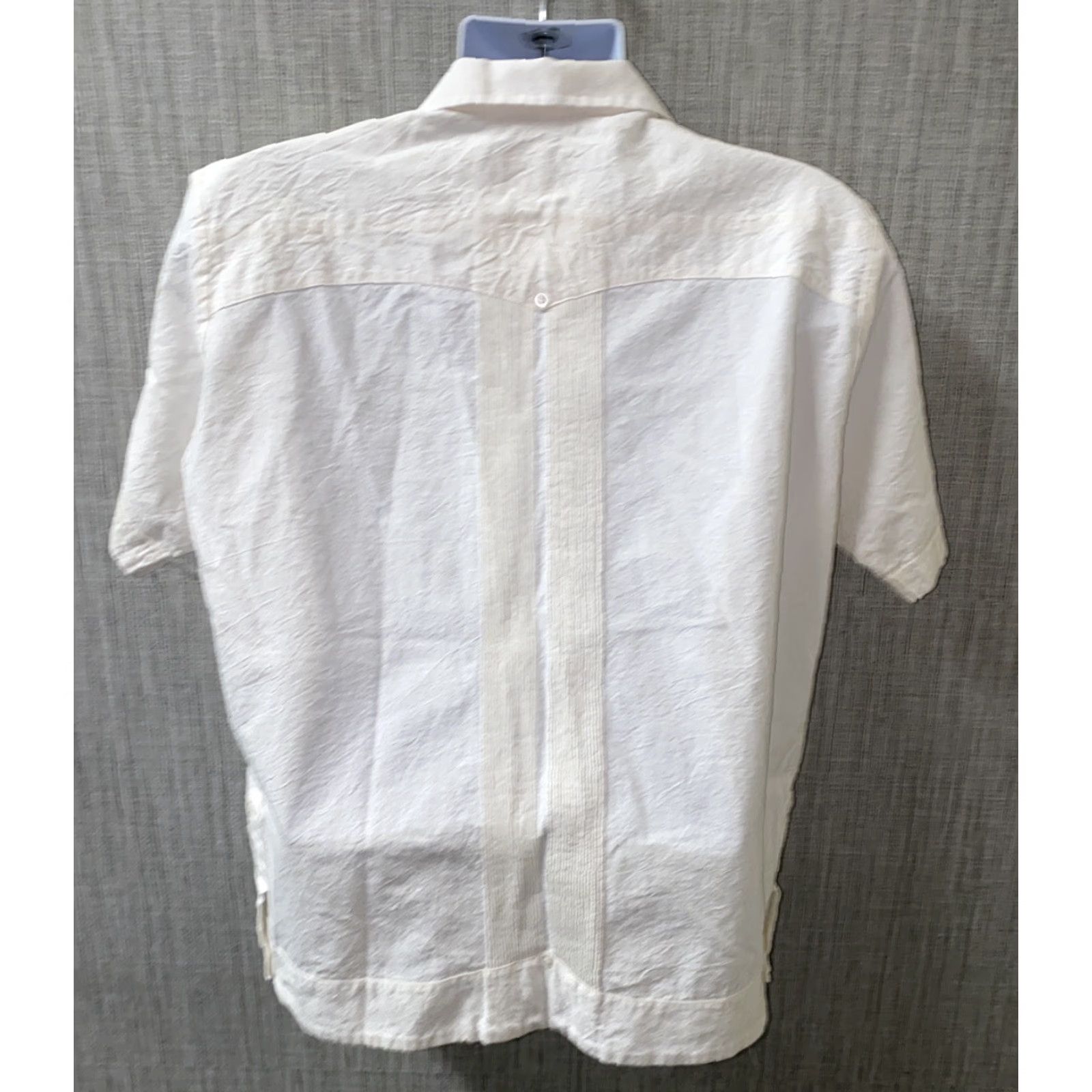 Vintage Villanueva Mens White Embroidered Short Sleeve Button-Up Shirt Size 38 Size US M / EU 48-50 / 2 - 5 Thumbnail