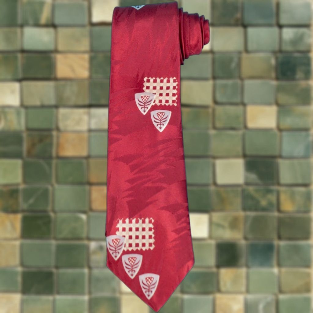 Vintage VINTAGE Men's 1950s Red Necktie 50s Tie Size ONE SIZE - 1 Thumbnail