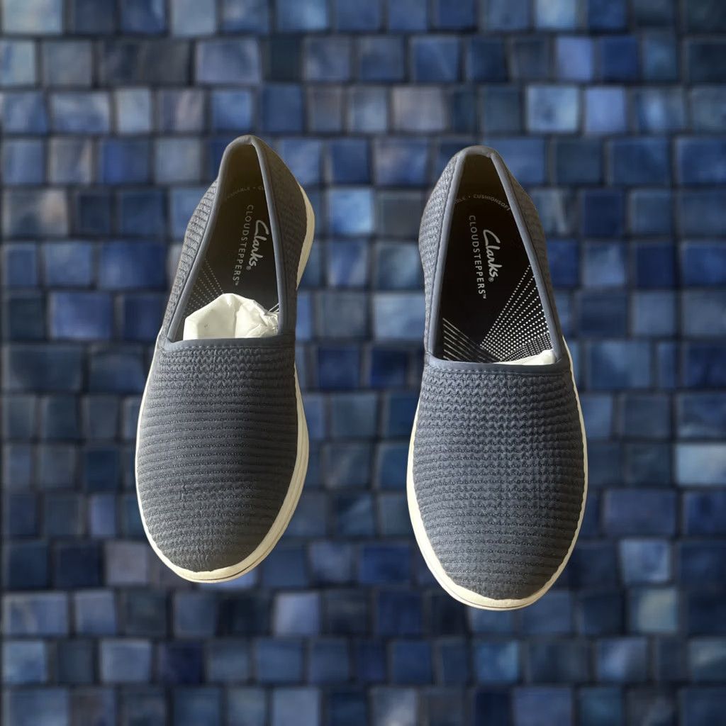 Clarks Clarks Cloudsteppers Slip On Loafer Womens Size 5 Navy Blue Cushioned Lightweight Stretch Washable Casual Travel Flat Shoes Size US 5 / IT 35 - 1 Thumbnail