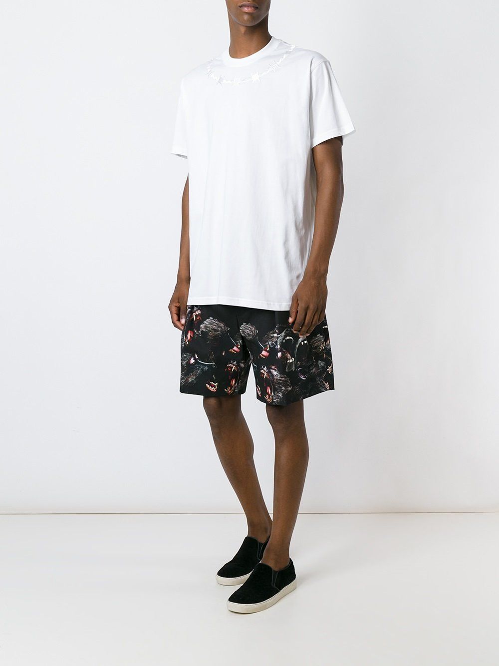 Givenchy White Embroidered Barbed Wire Oversized T-Shirt Size US S / EU 44-46 / 1 - 3 Thumbnail