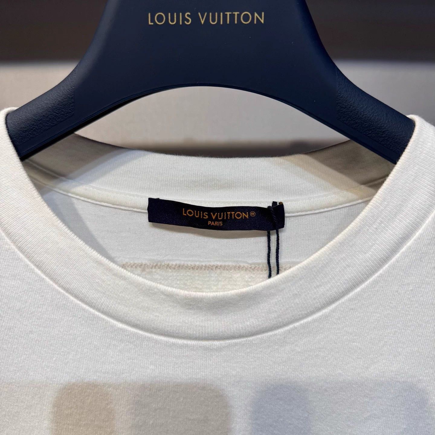 Louis Vuitton LV Diamond short sleeve T-shirt XS new Size US XS / EU 42 / 0 - 4 Thumbnail
