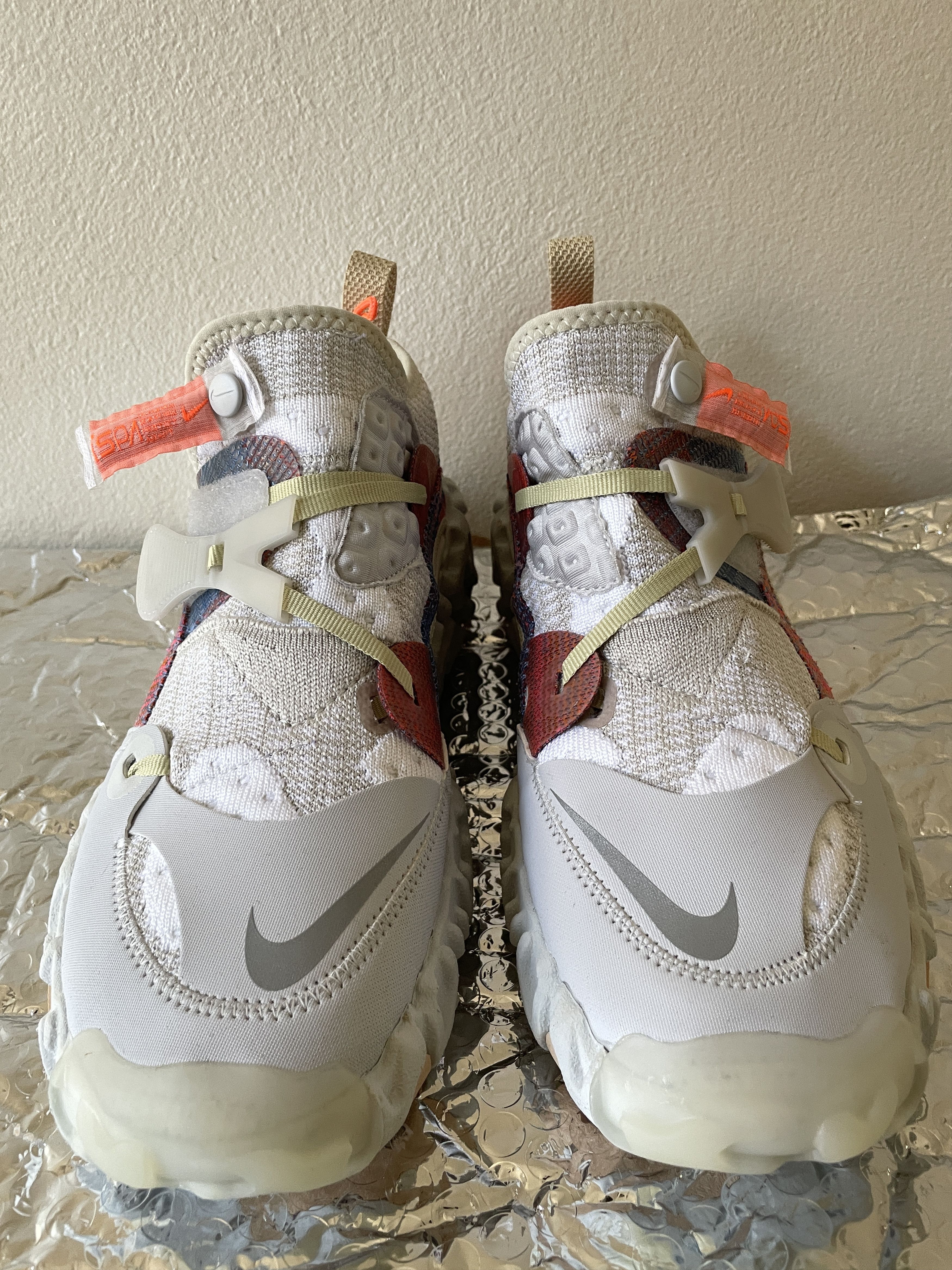 Nike ISPA OverReact Flyknit Light Bone - Main Image