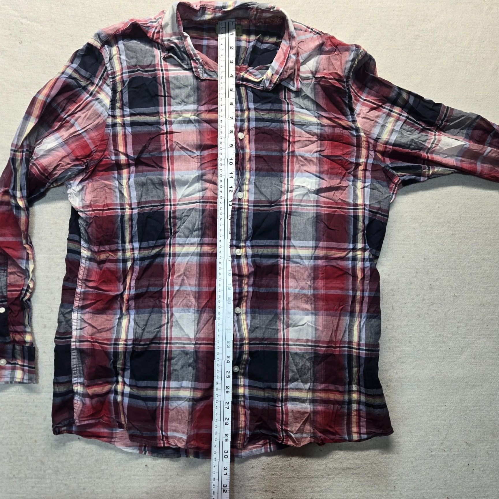 Vintage VINTAGE Sonoma Red Plaid Short Sleeve Button-Up Shirt Adult Men XL Cotton 90s Classic Mens Size US XL / EU 56 / 4 - 6 Thumbnail