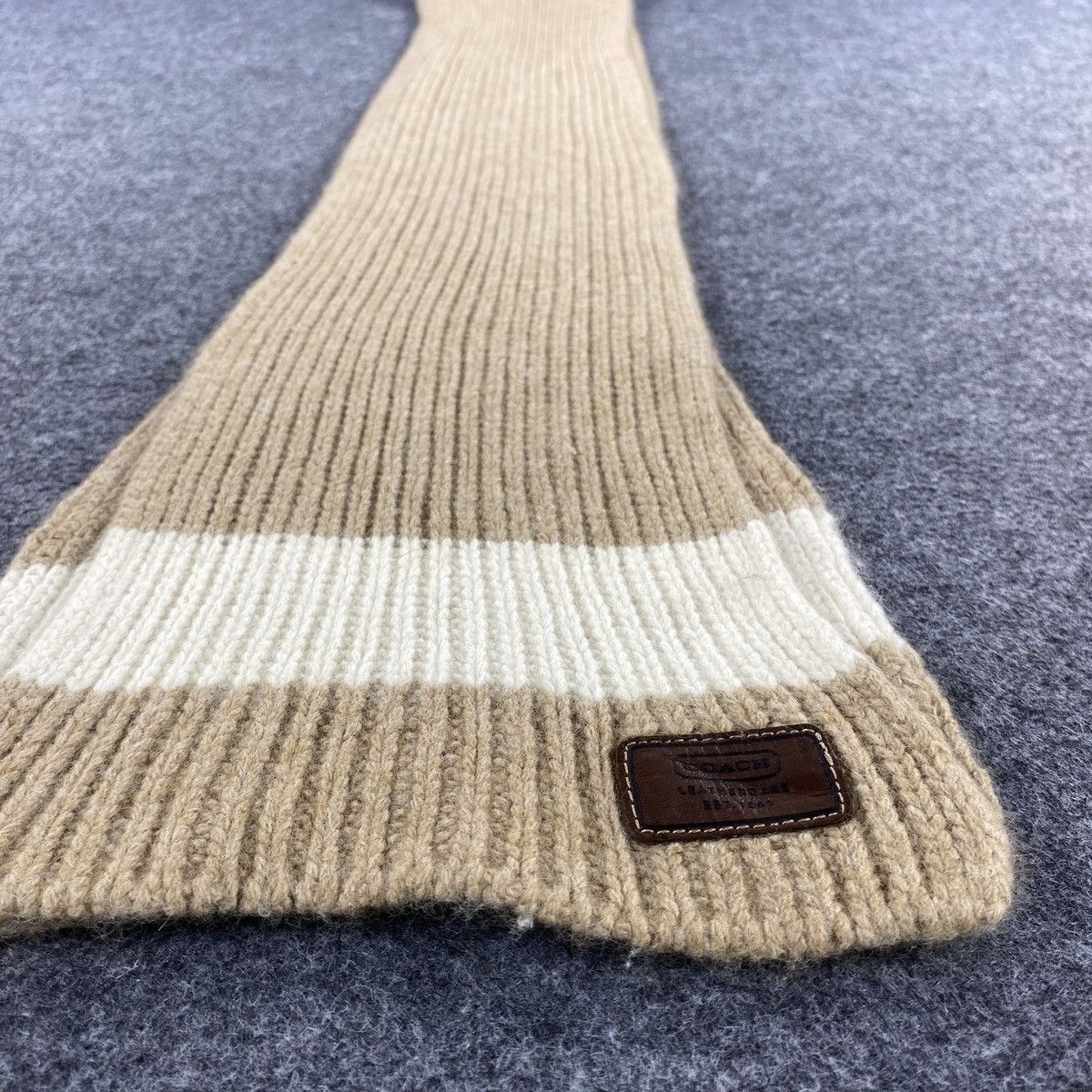 Coach Coach Scarf # D642 # Muffler # Neckwear Size ONE SIZE - 7 Thumbnail