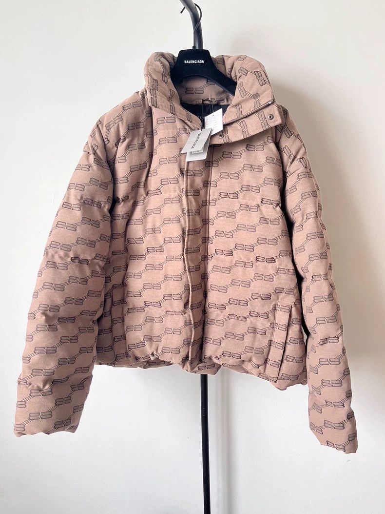 Balenciaga size 52 Letter Logo Full Print Standing Collar S