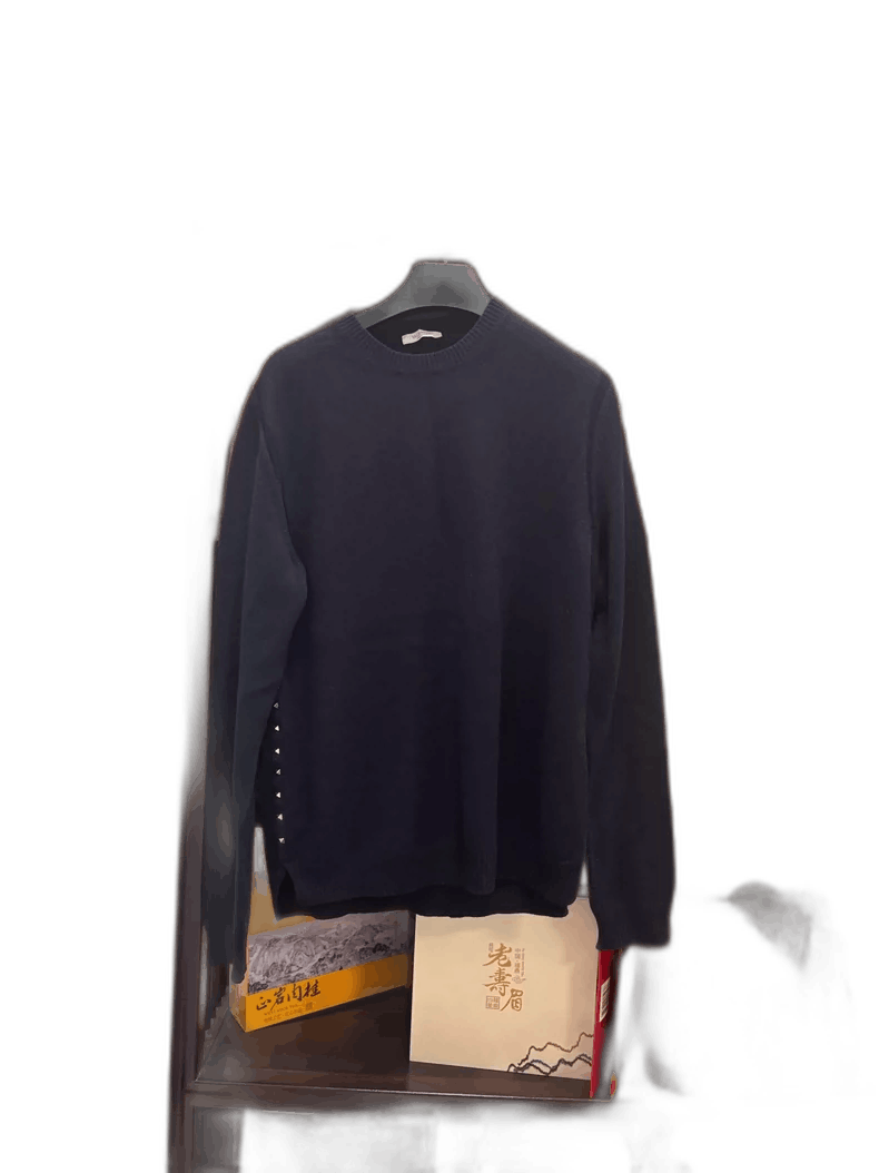 Valentino Valentino Cashmere Classic Sweater with Studs Size US M / EU 48-50 / 2 - 1 Thumbnail