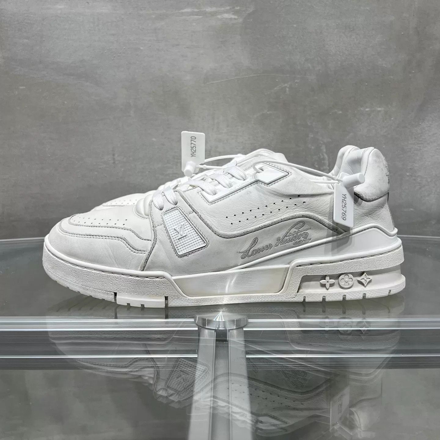 Louis Vuitton Louis Vuitton Off-White Trainer UK6.5 40.5 Size US 7.5 / EU 40-41 - 3 Thumbnail