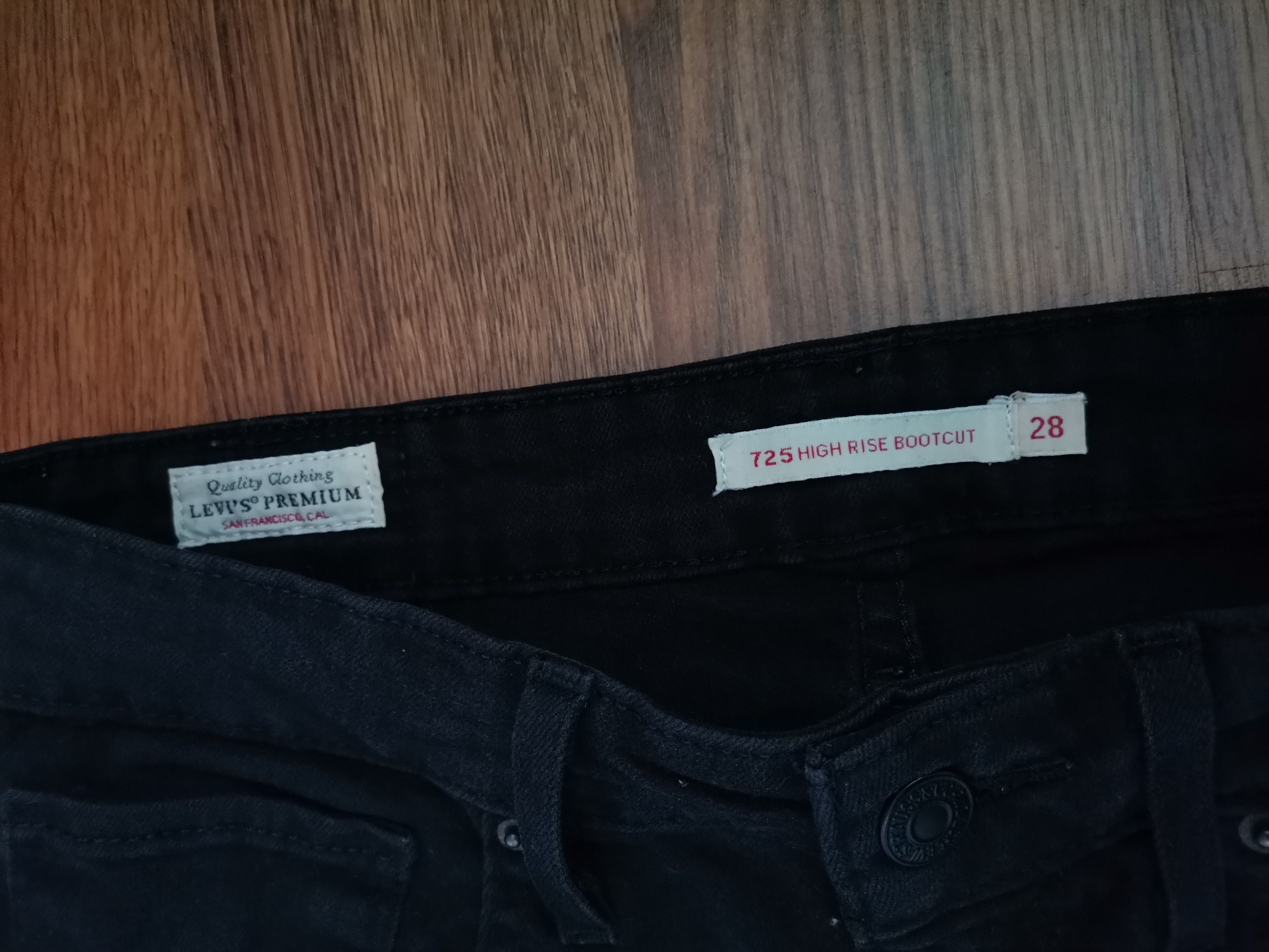 Levi's Levi's Women's 725 Bootcut Jeans Size 28" / US 6 / IT 42 - 2 Thumbnail
