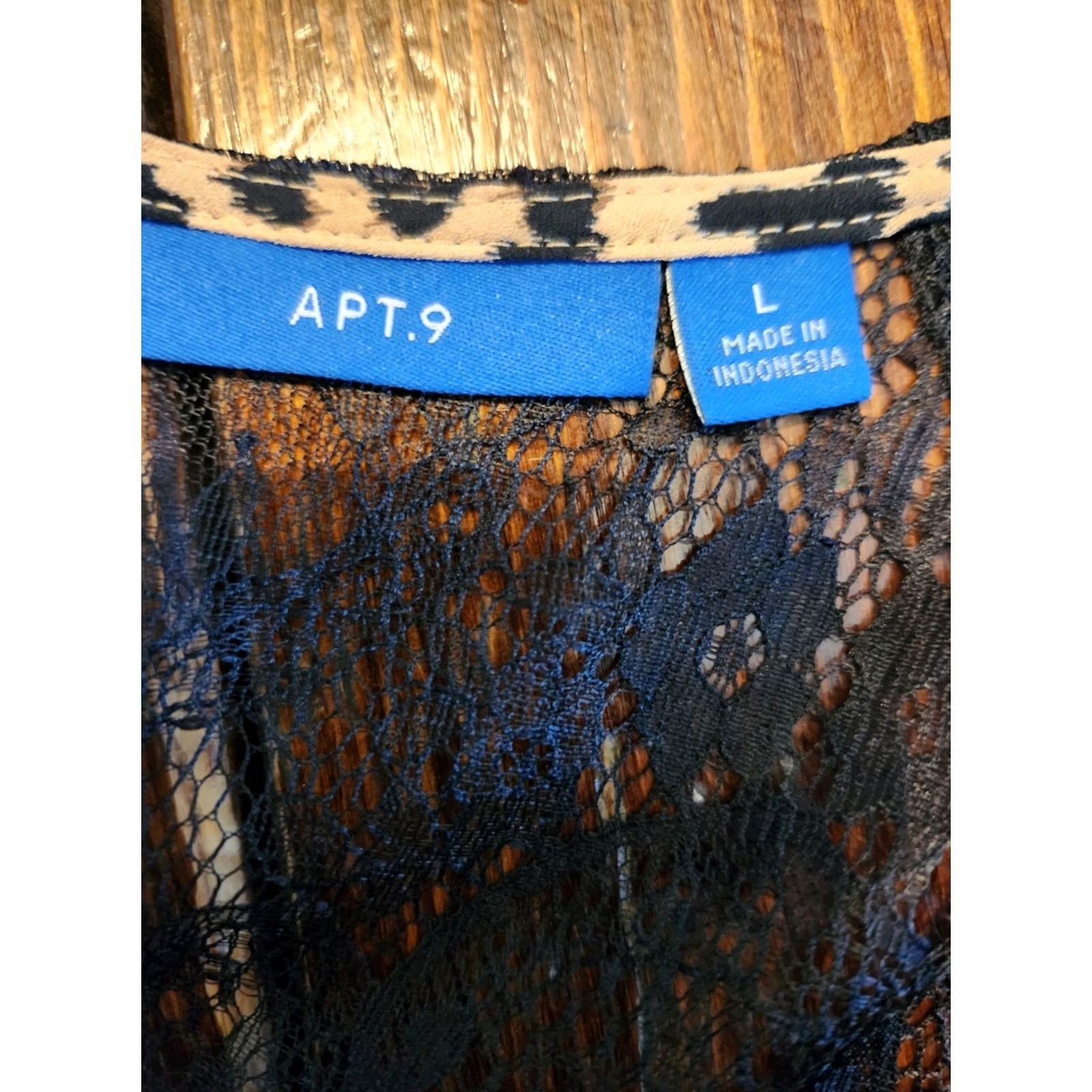 Apt. 9 NWT Apt. 9 Leopard Print Blouse Top w/ Black Lace Yoke Long Sleeve Size L Womens Blouse Multicolor Leopard Casual Shirt Size L / US 10 / IT 46 - 6 Thumbnail