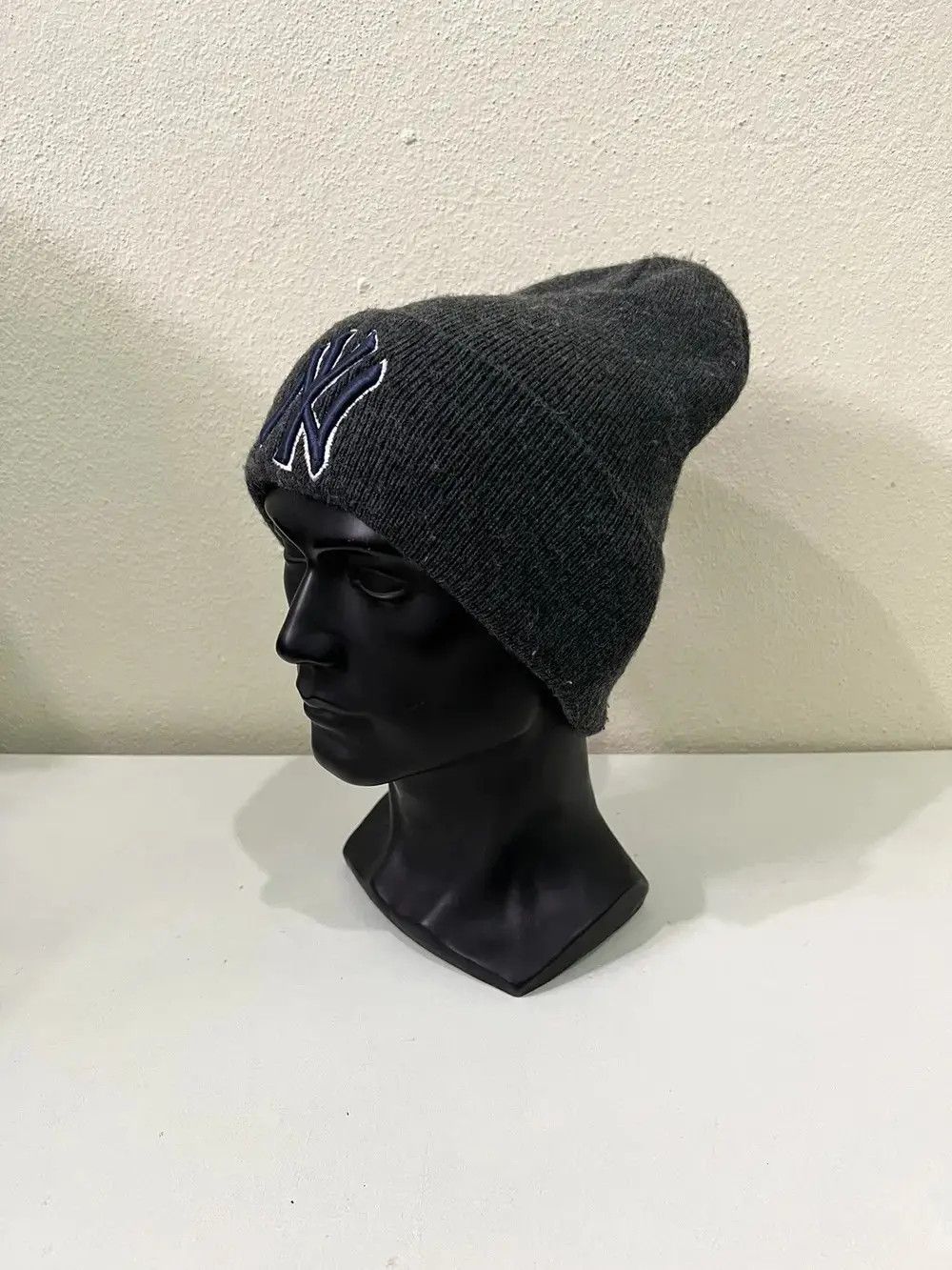 New York Yankees New York Yankees Beanie Hat Size ONE SIZE - 4 Thumbnail