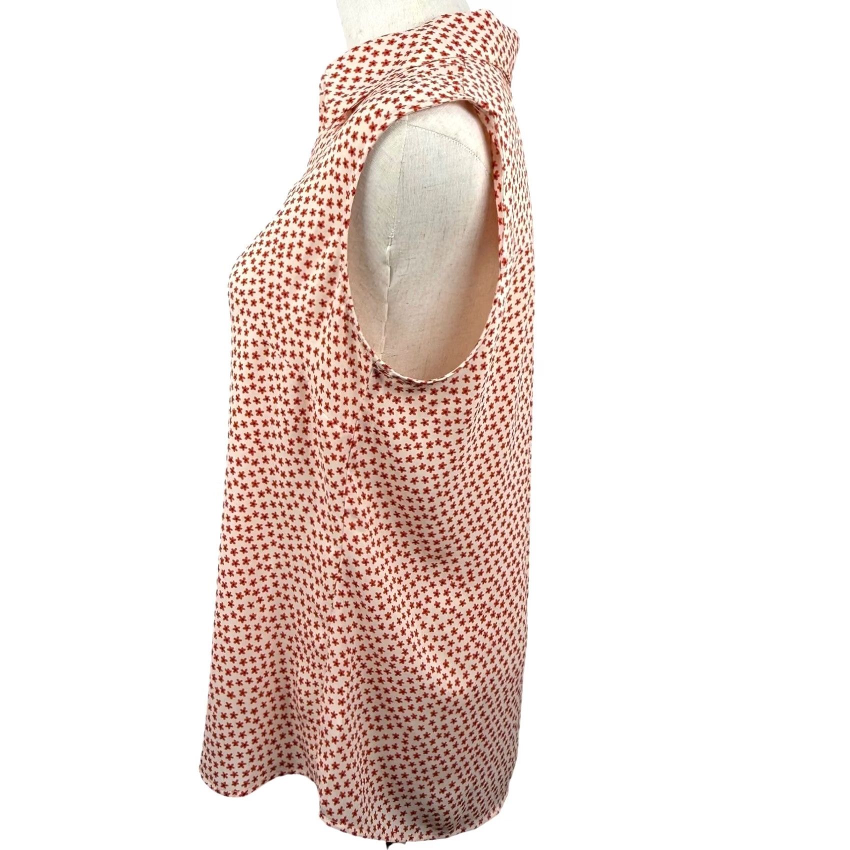 Vintage Cabi Blouse Sleeveless Floral Star Cream Red Button Front Office Summer Size S / US 4 / IT 40 - 4 Thumbnail