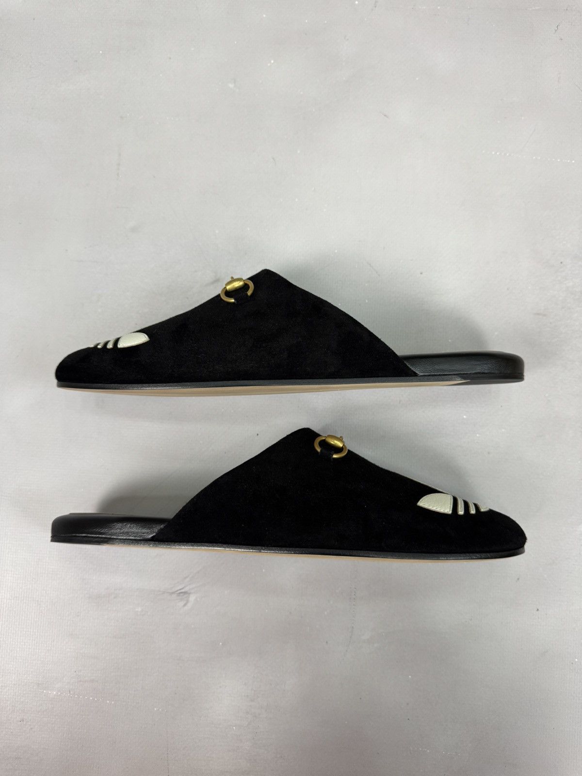 Adidas × Gucci Fw22 Gucci x Adidas Trefoil Slippers(Black/39eu) Size US 9 / IT 39 - 5 Thumbnail