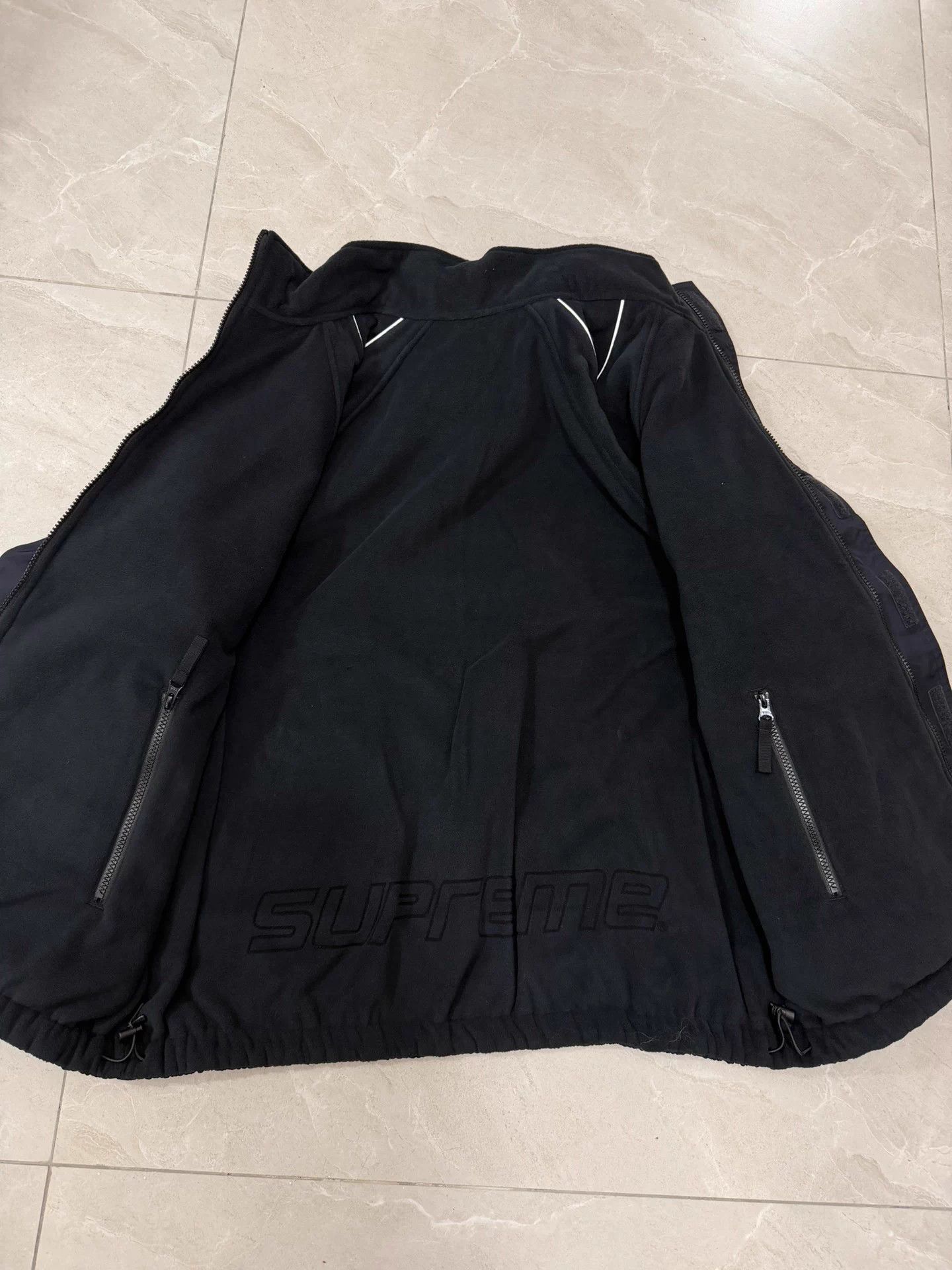 Supreme Supreme Polartec Reversible Track Jacket FW25 L Black Size US L / EU 52-54 / 3 - 4 Thumbnail