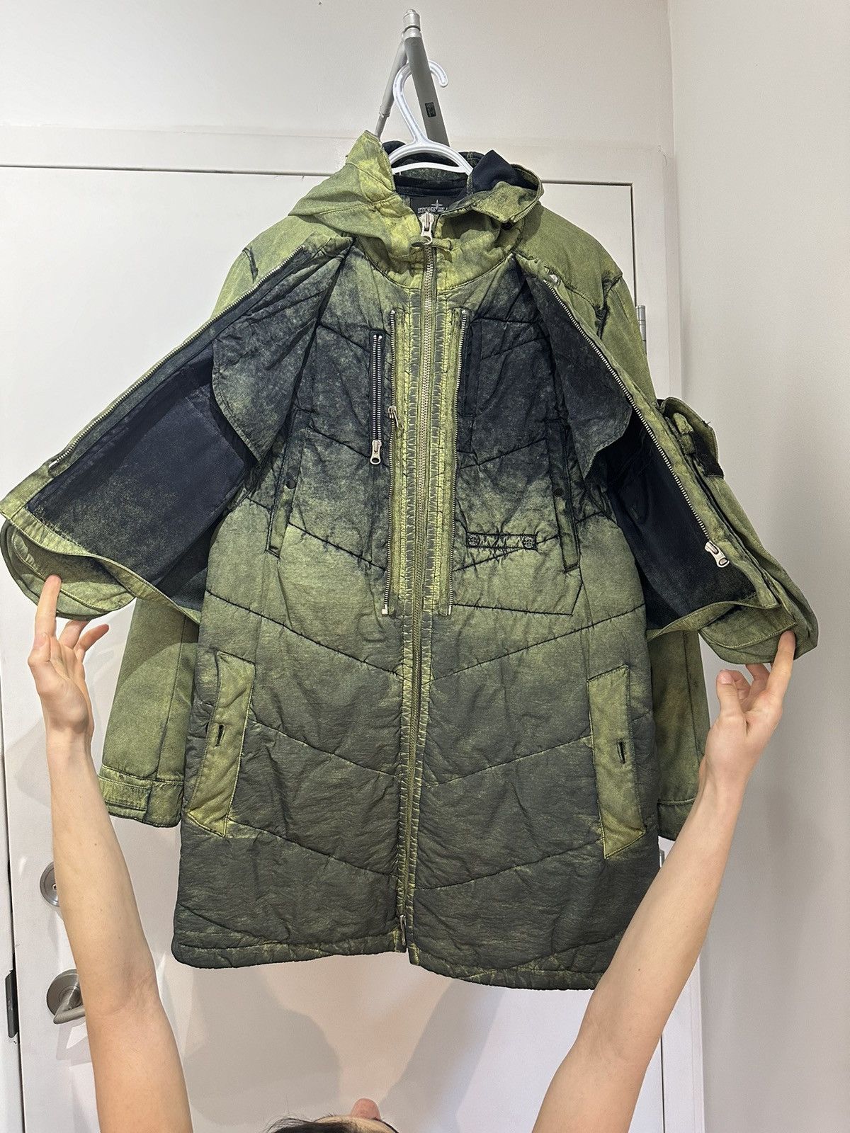 image of Stone Island Raso-R 3L Acid Dye Jacket in Green, Men's (Size Medium)