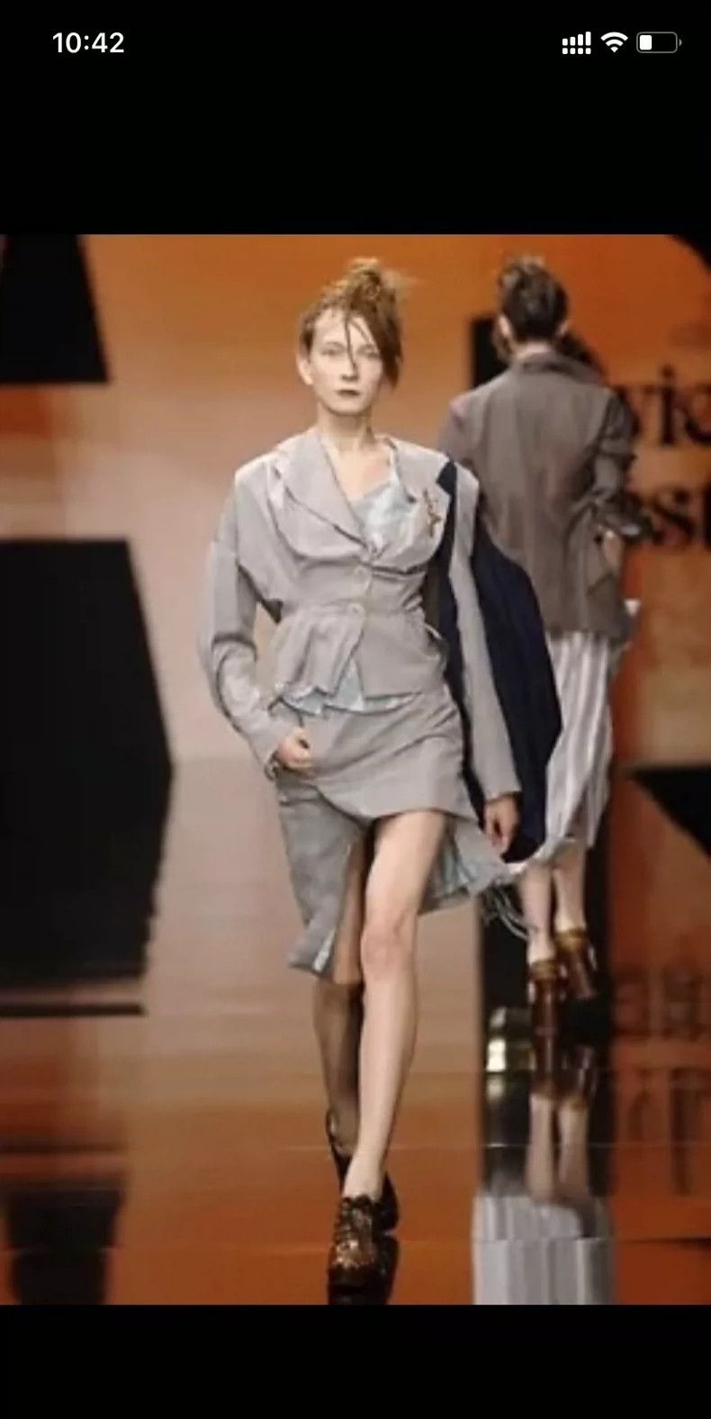 Vivienne Westwood Vivienne Westwood Mid-Century classic suit jacket Size XS / US 0-2 / IT 36-38 - 1 Thumbnail