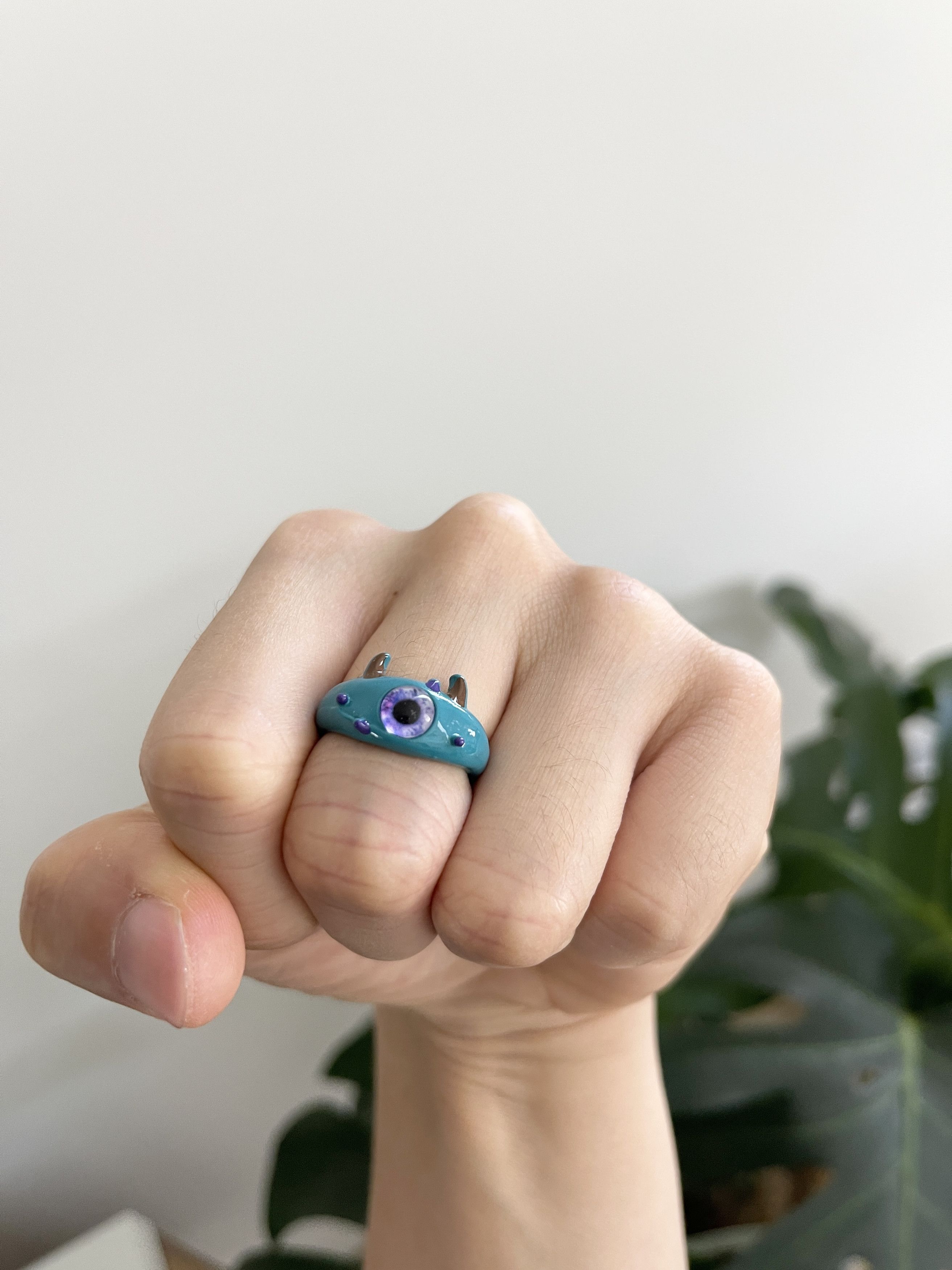 Vintage STEAL! Vintage Baby Evil Monster Eye Ring Size ONE SIZE - 2 Thumbnail
