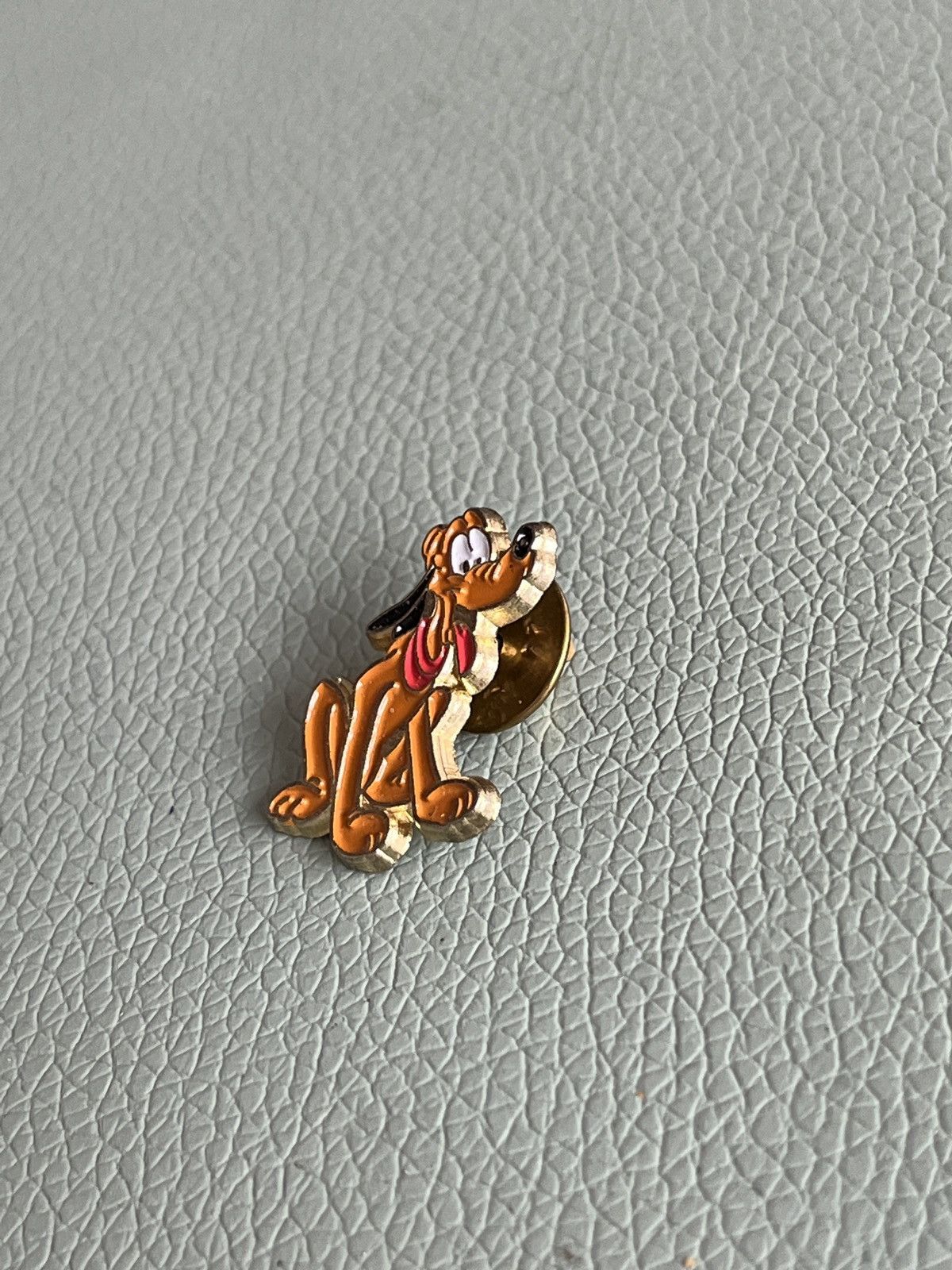 Disney Vintage Pluto pin Size ONE SIZE - 3 Thumbnail