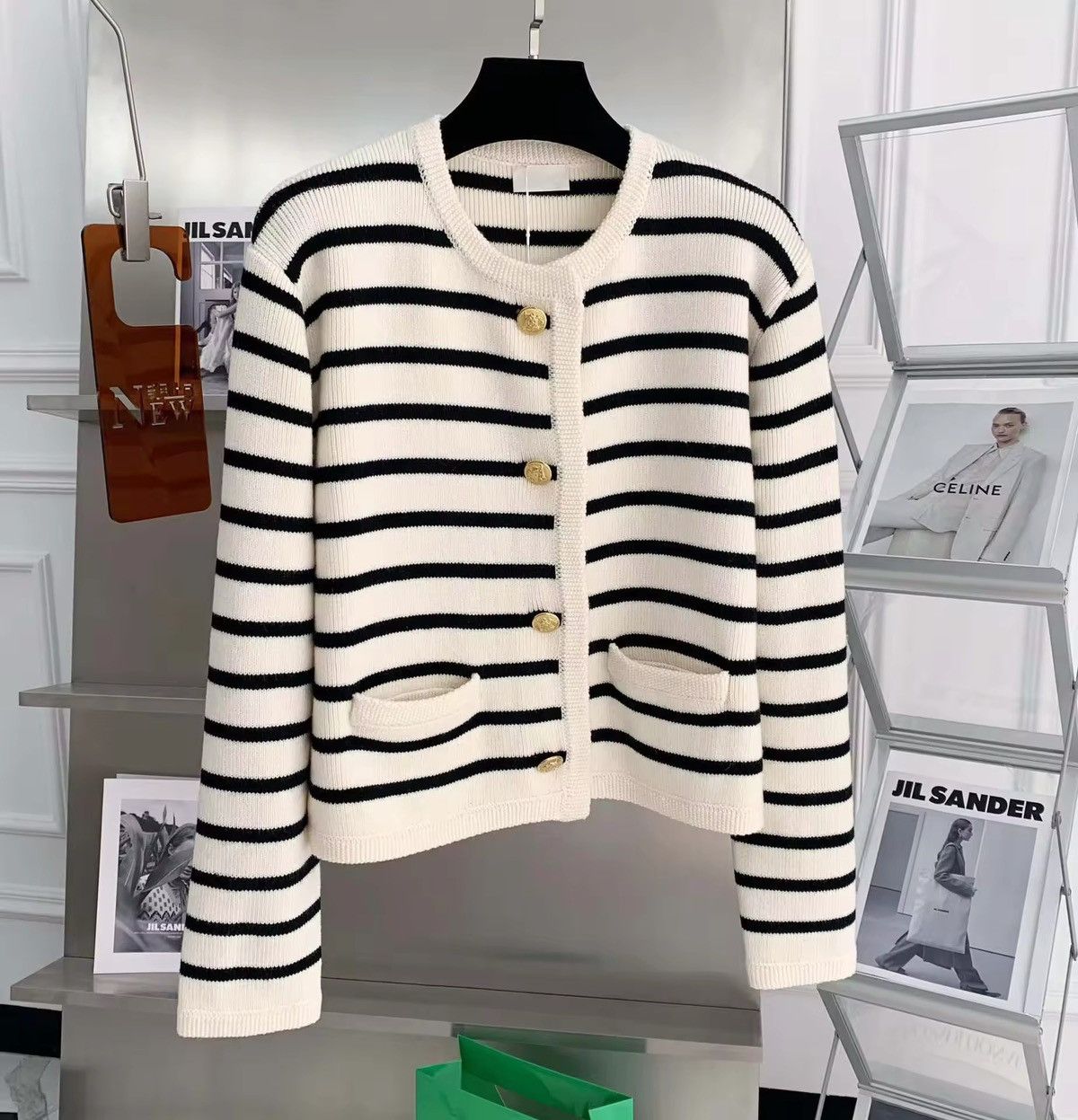 Japanese Brand × Vintage Women Stripe Knitted Cardigan Size US M / EU 48-50 / 2 - 2 Thumbnail