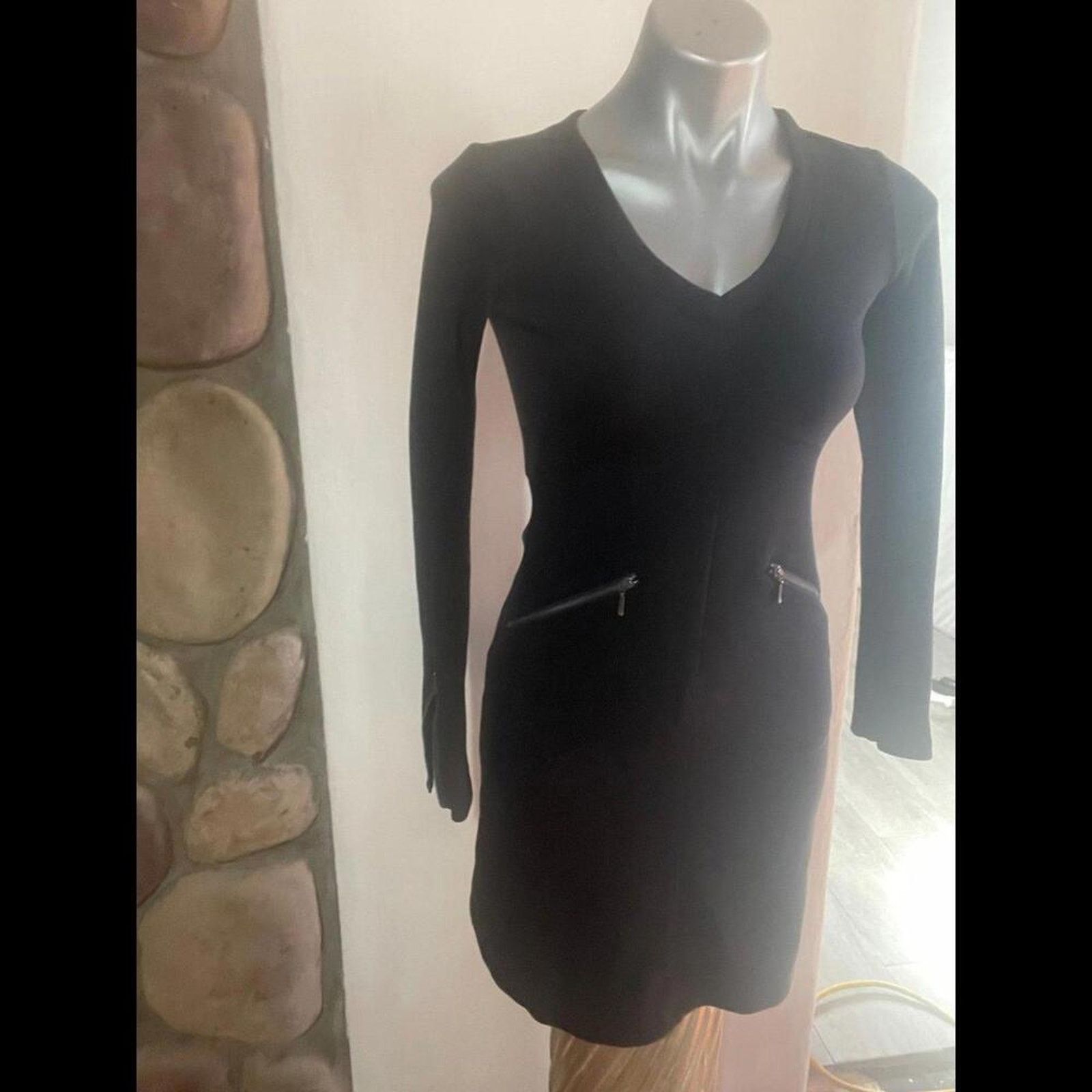 Athleta Athleta Dress black knee length zip front pocket dress Size XXS / US 00 / IT 34 - 3 Thumbnail