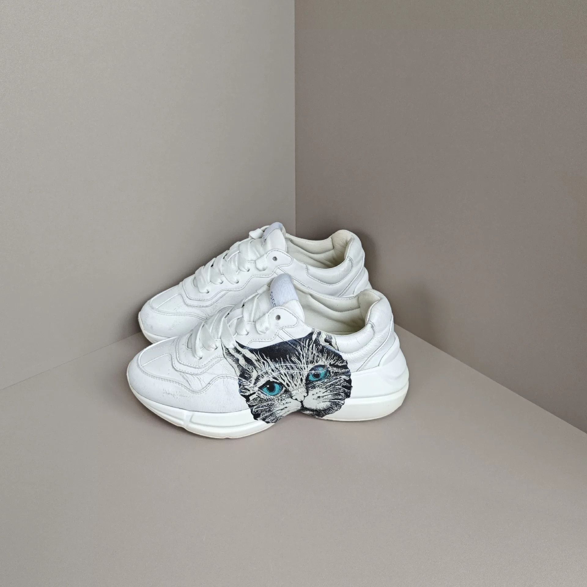 Gucci Gucci Lowtop Sneakers us_5 Women Size US 5 / IT 35 - 1 Thumbnail