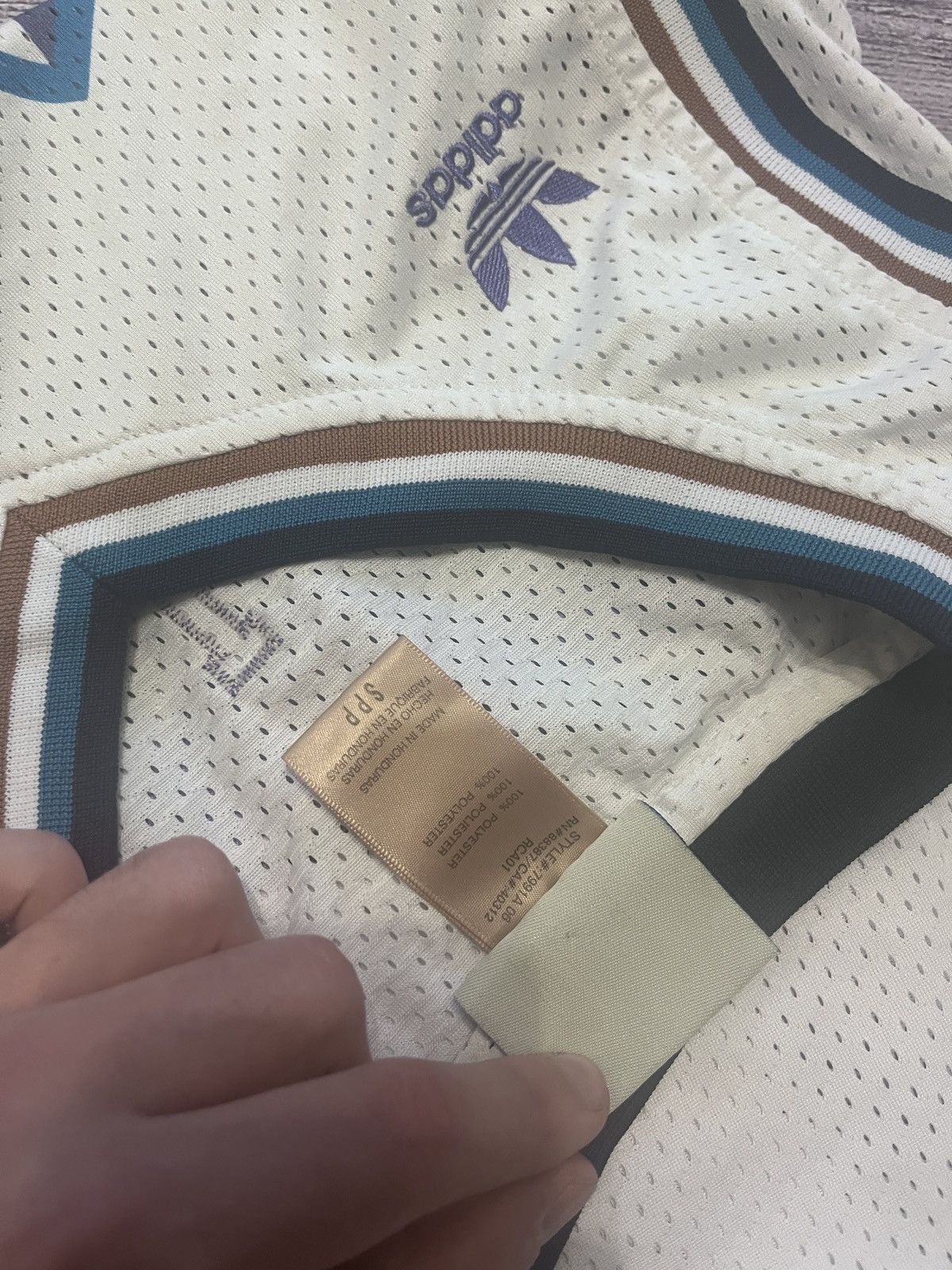 Adidas Adidas Hardwood Classics Utah Jazz Karl Malone #32 Jersey Size US S / EU 44-46 / 1 - 6 Thumbnail
