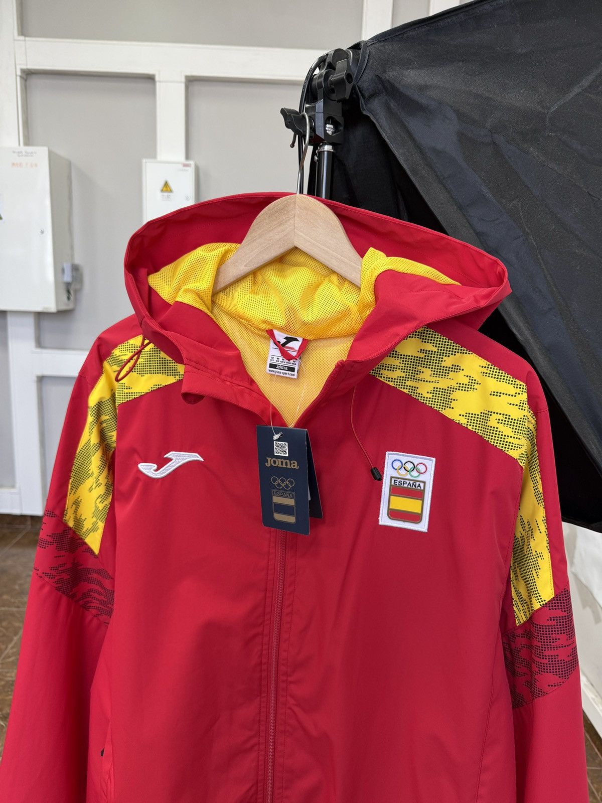 Joma NEW❗️🇪🇸 Joma Spain 2026 Olympic Team Official Jacket España Size US M / EU 48-50 / 2 - 5 Thumbnail