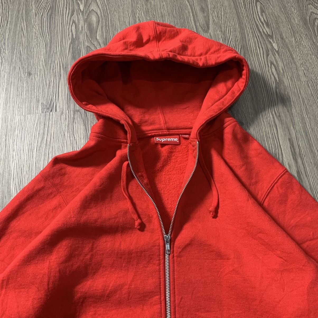 Supreme FW 16 Supreme Logo Zip Up Hoodie Red Size US L / EU 52-54 / 3 - 2 Thumbnail